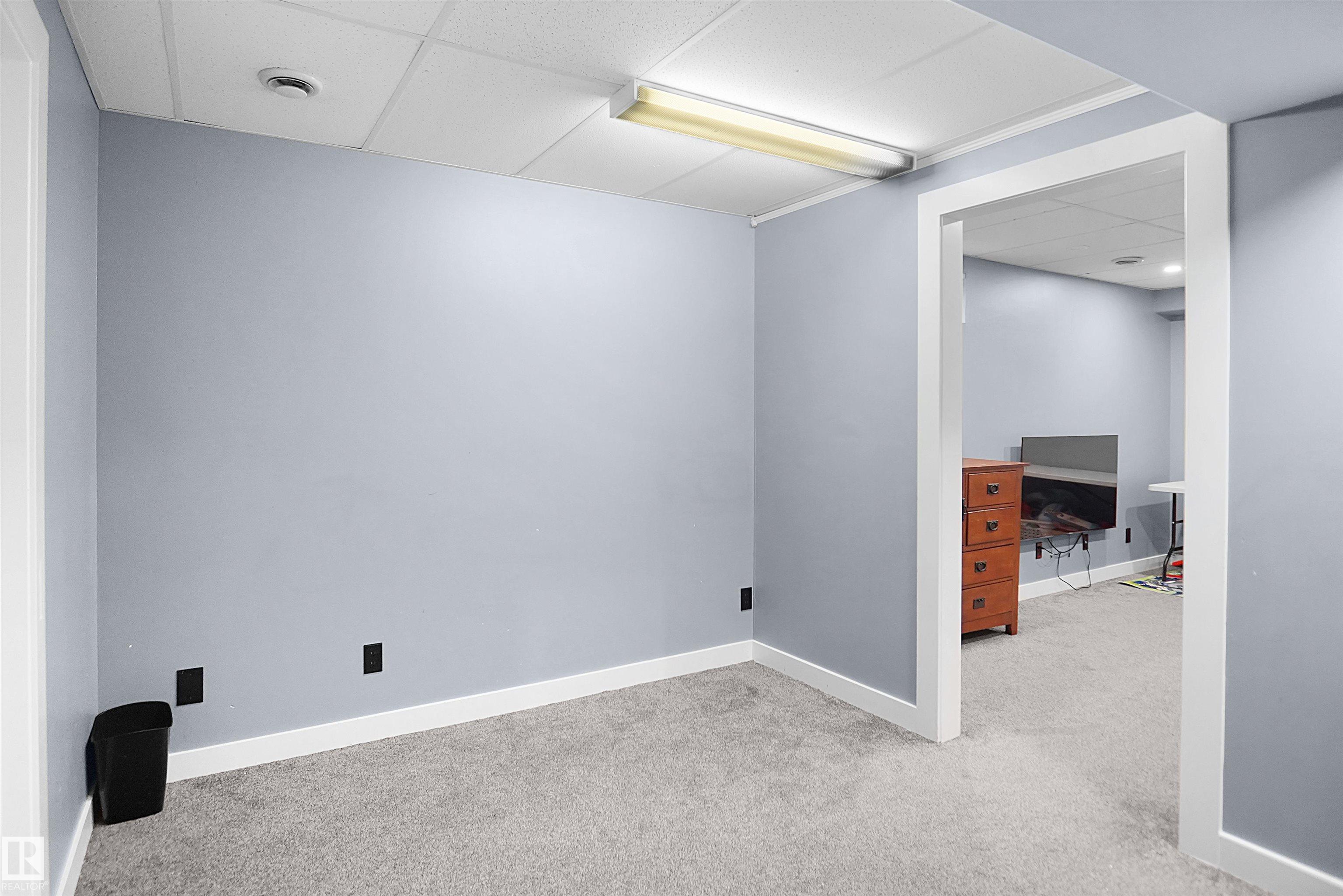 Photo 41 at 15536 70 Street NW, Ozerna, Edmonton