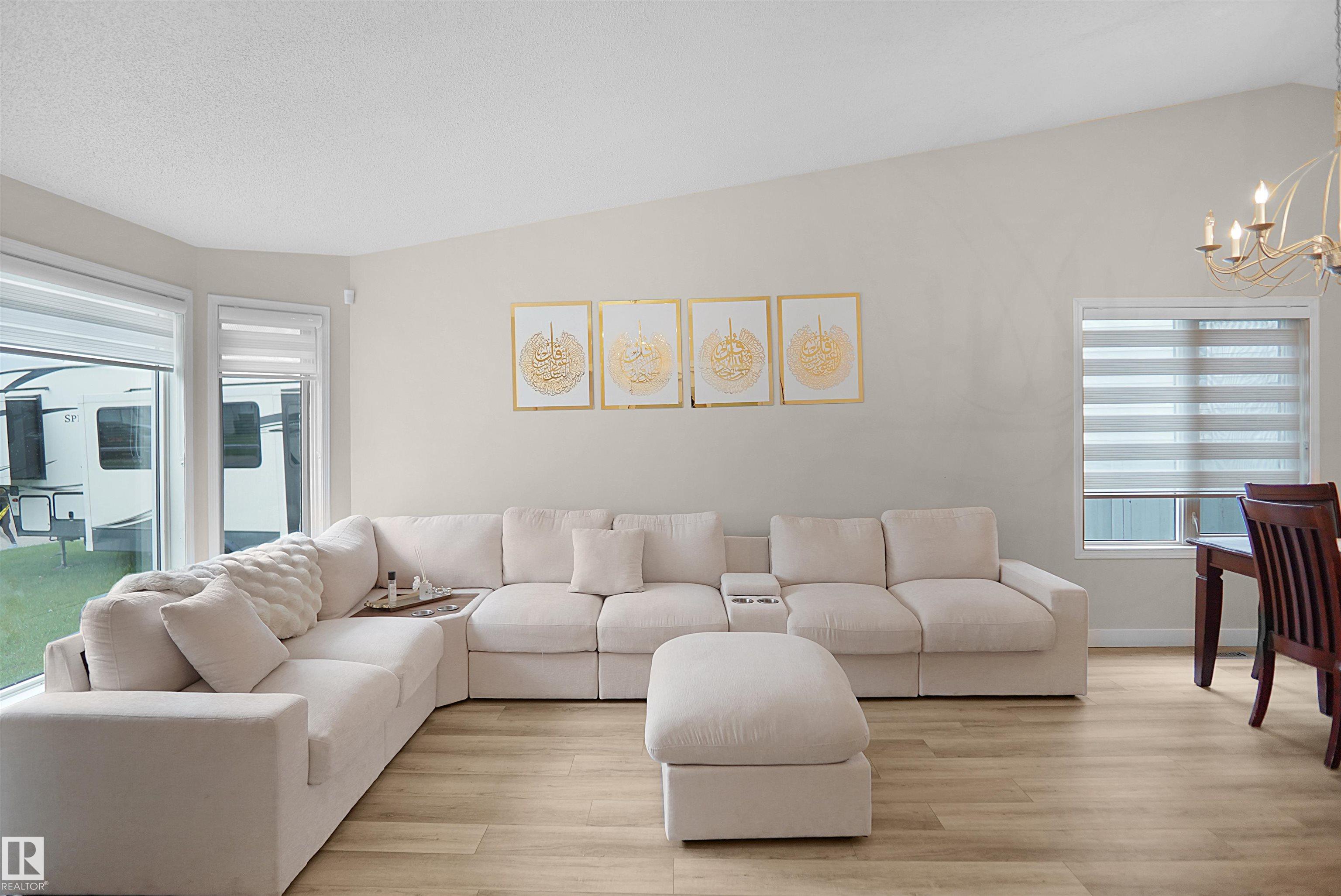 Photo 6 at 15536 70 Street NW, Ozerna, Edmonton
