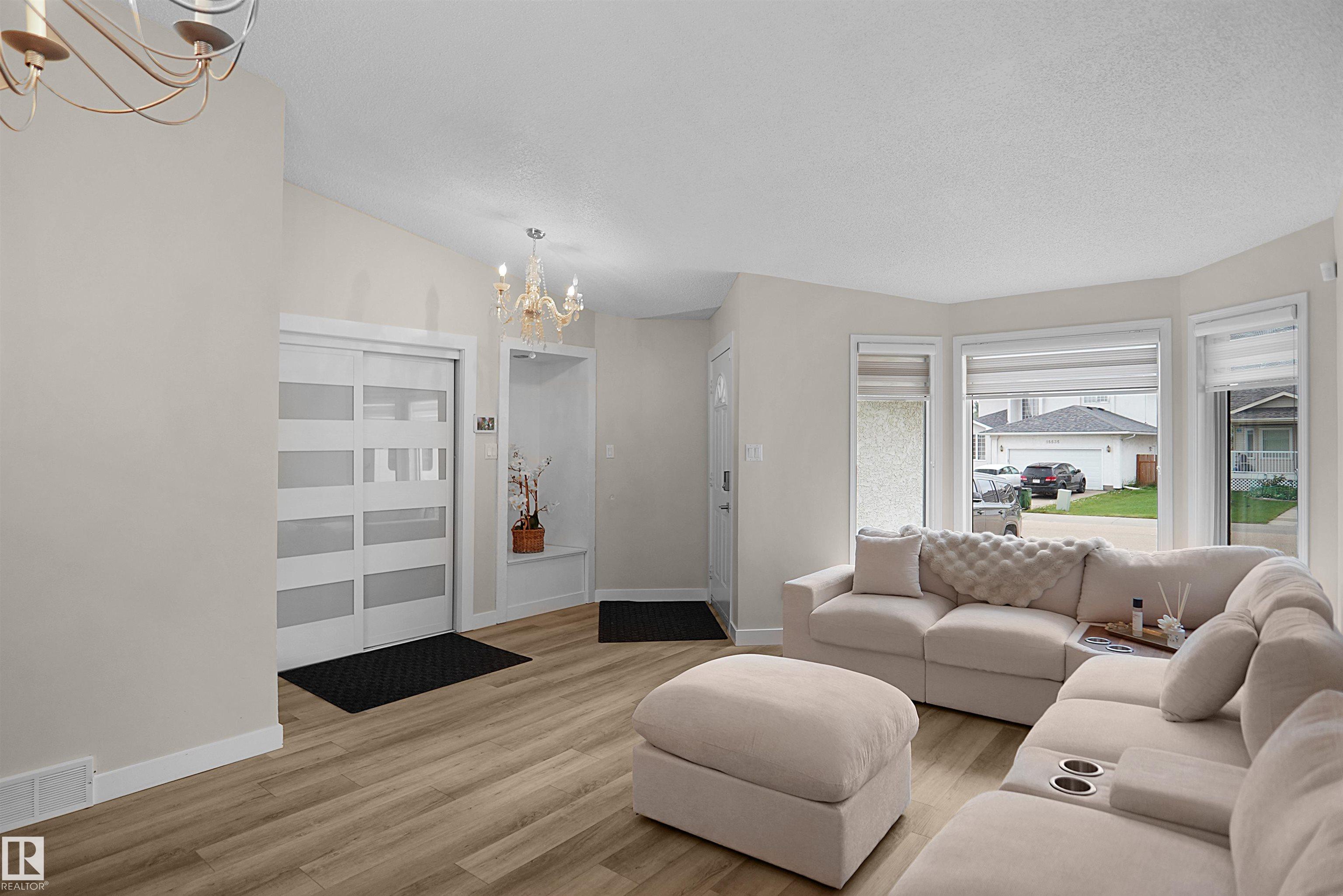 Photo 8 at 15536 70 Street NW, Ozerna, Edmonton