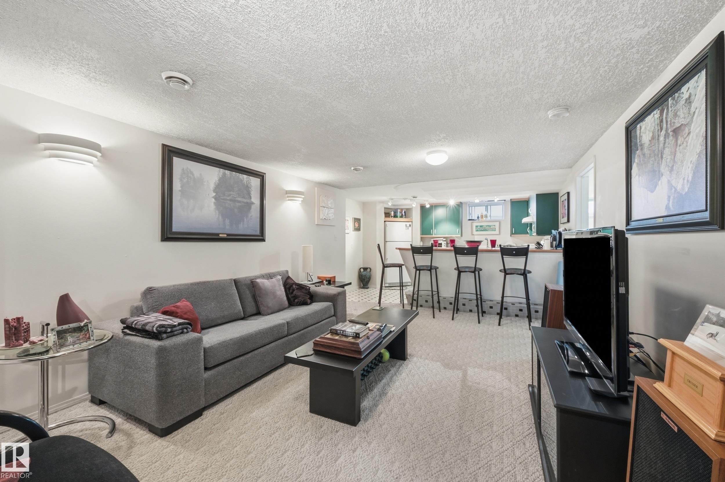 Photo 27 at 10935 127 Street NW, Westmount, Edmonton