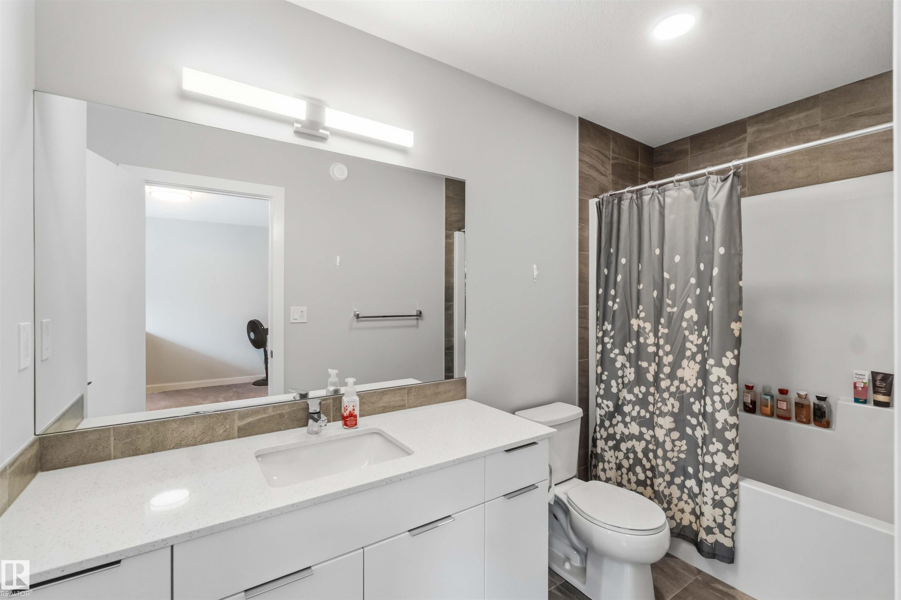 Photo 53 at 33 - 1729 Keene Crescent SW, Keswick, Edmonton
