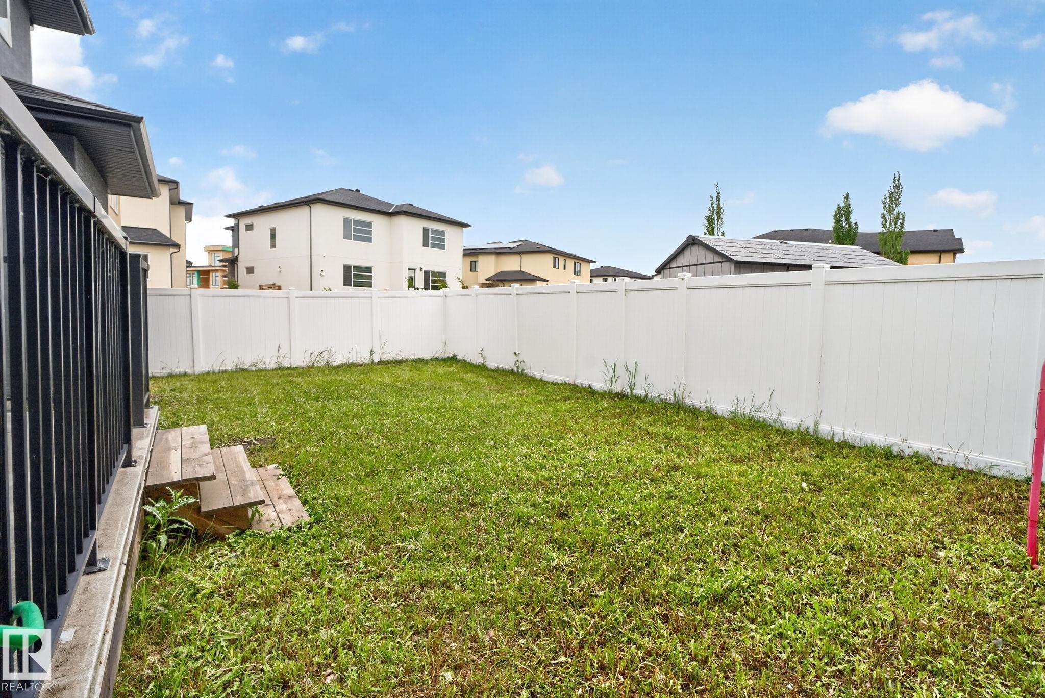 Photo 70 at 647 Fraser Vista NW, Fraser, Edmonton