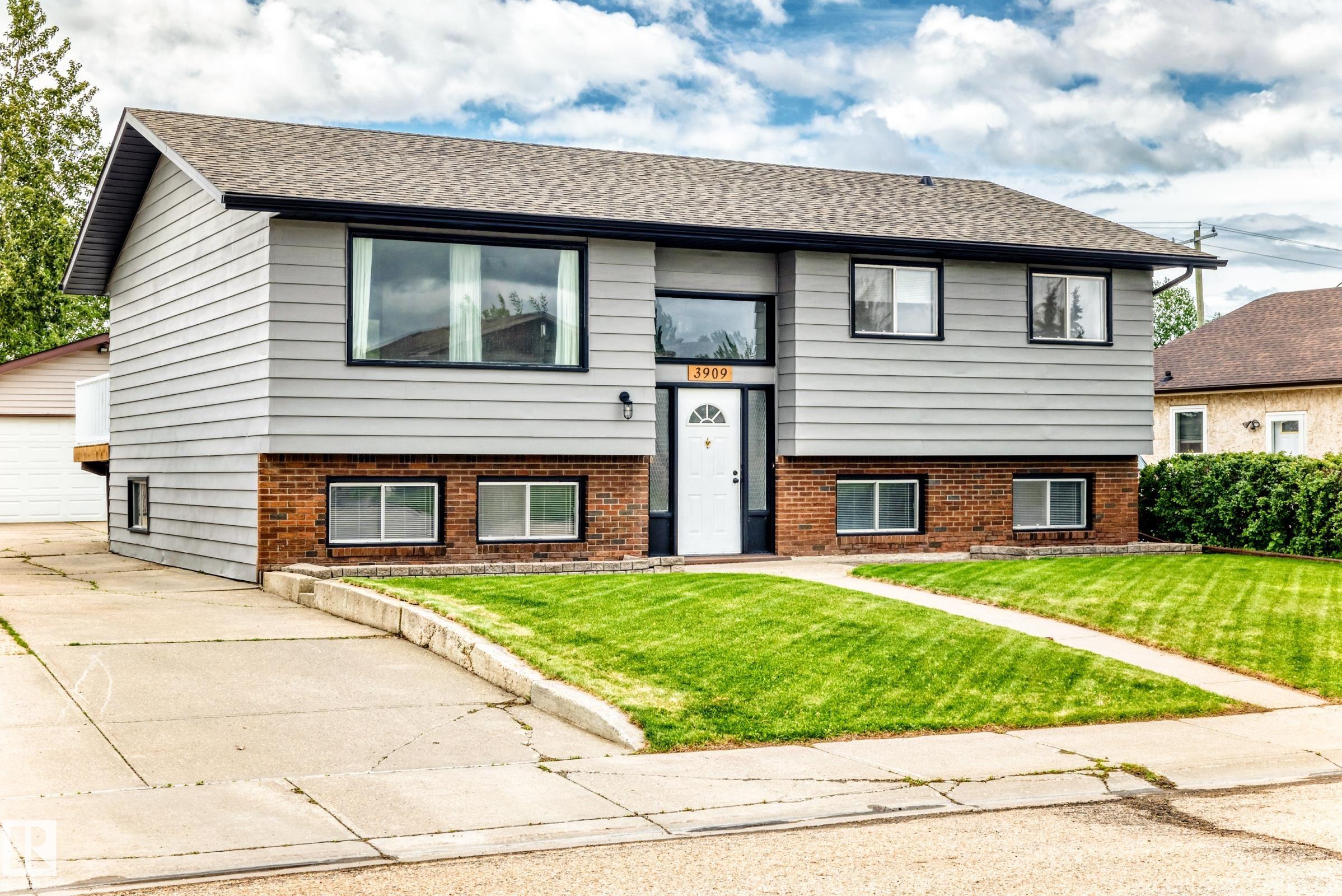 3909 39 Avenue, South Park, Leduc