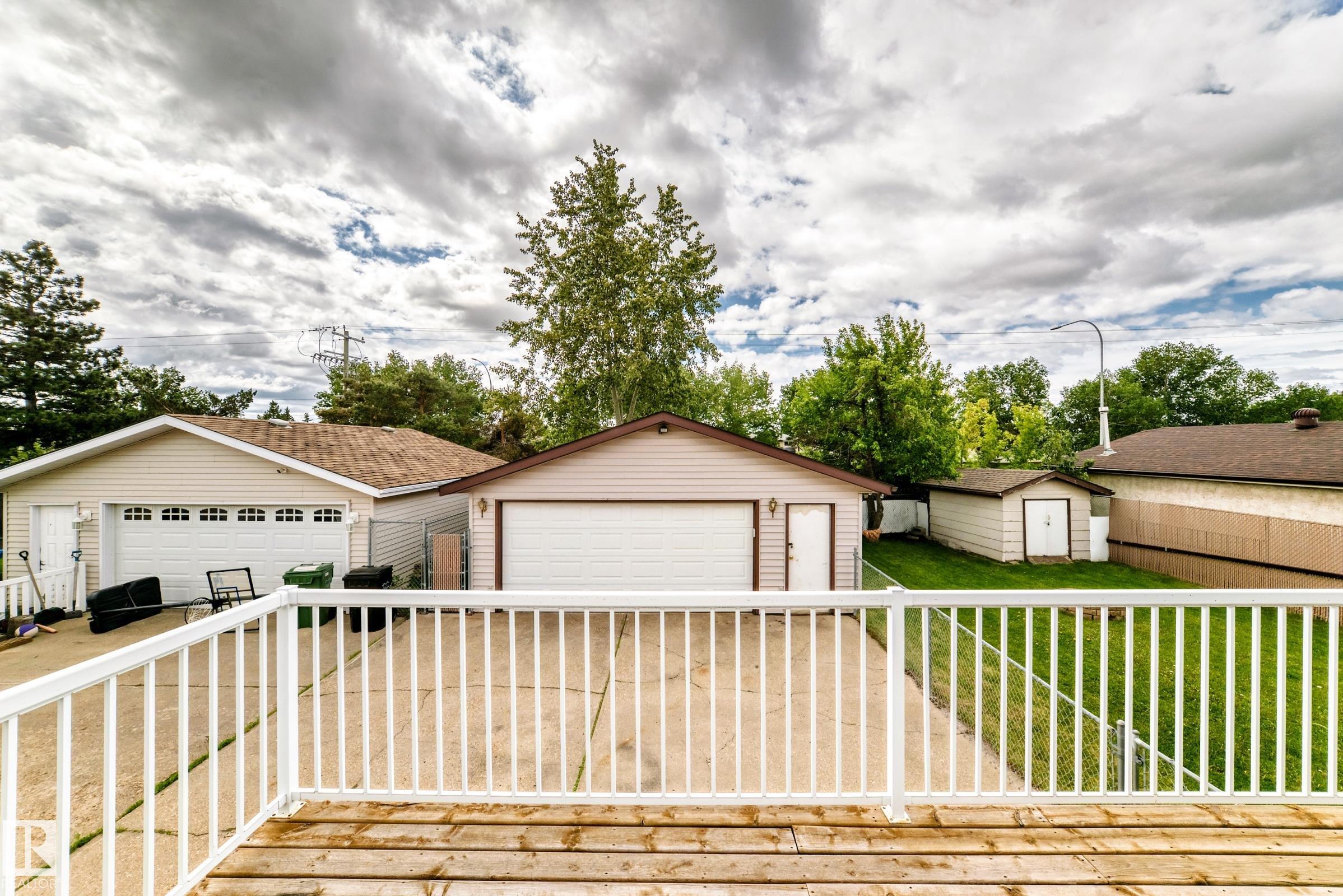 Photo 20 at 3909 39 Avenue, South Park, Leduc