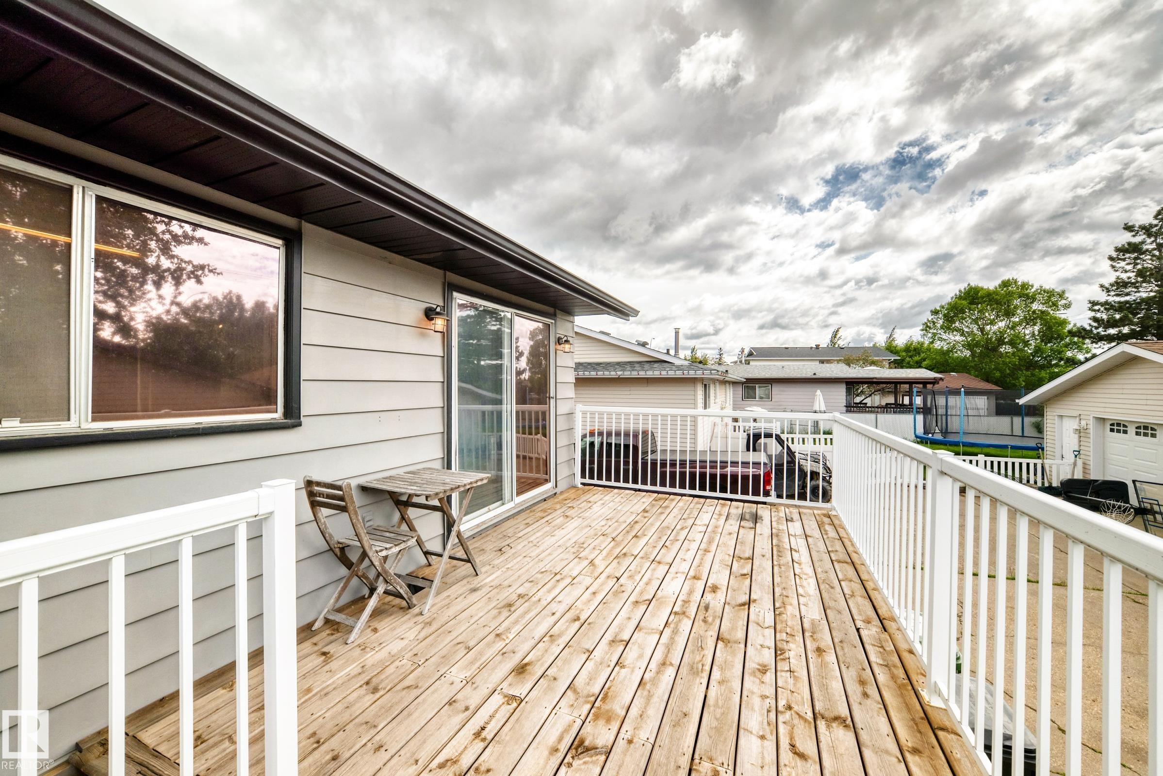 Photo 24 at 3909 39 Avenue, South Park, Leduc