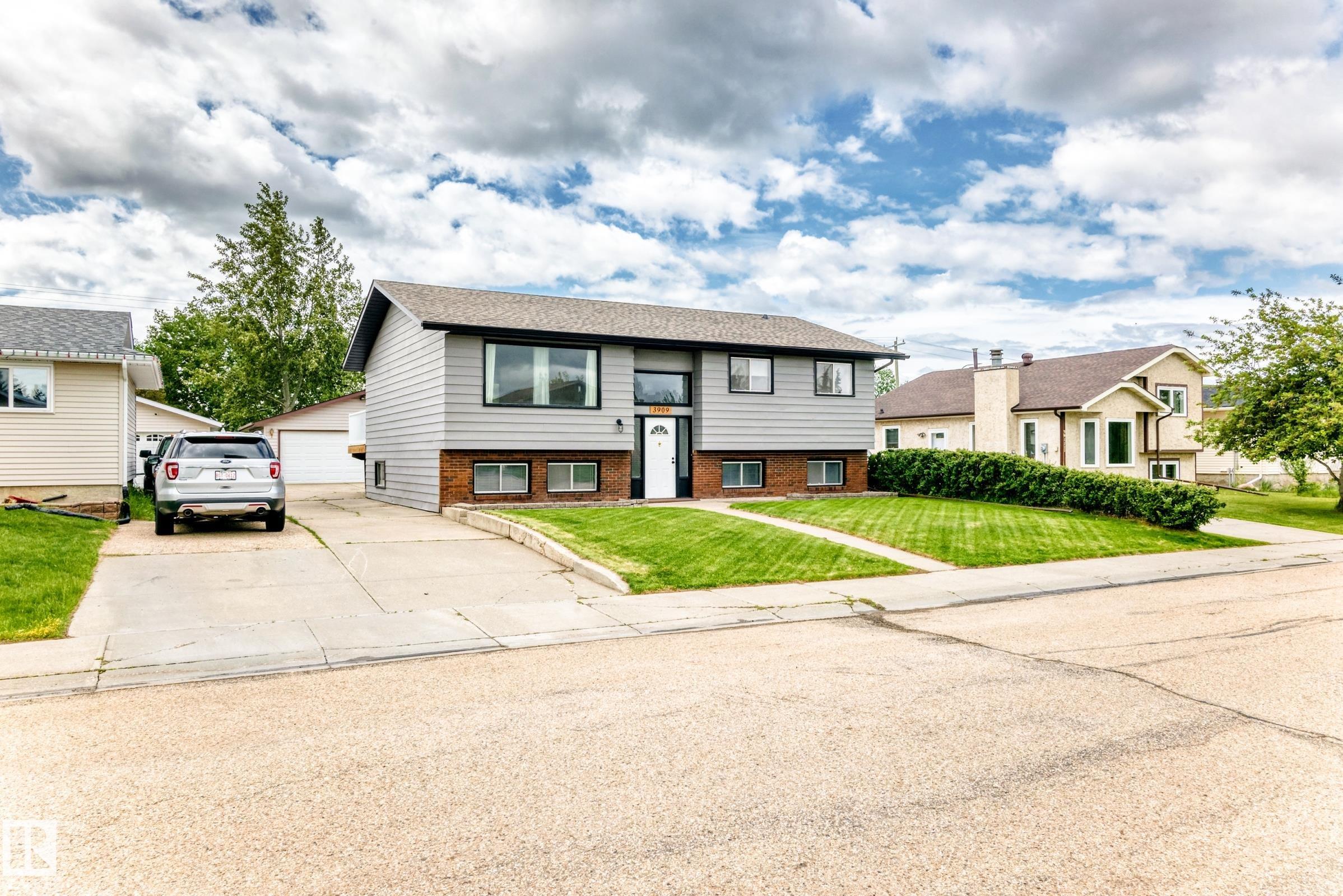 Photo 63 at 3909 39 Avenue, South Park, Leduc