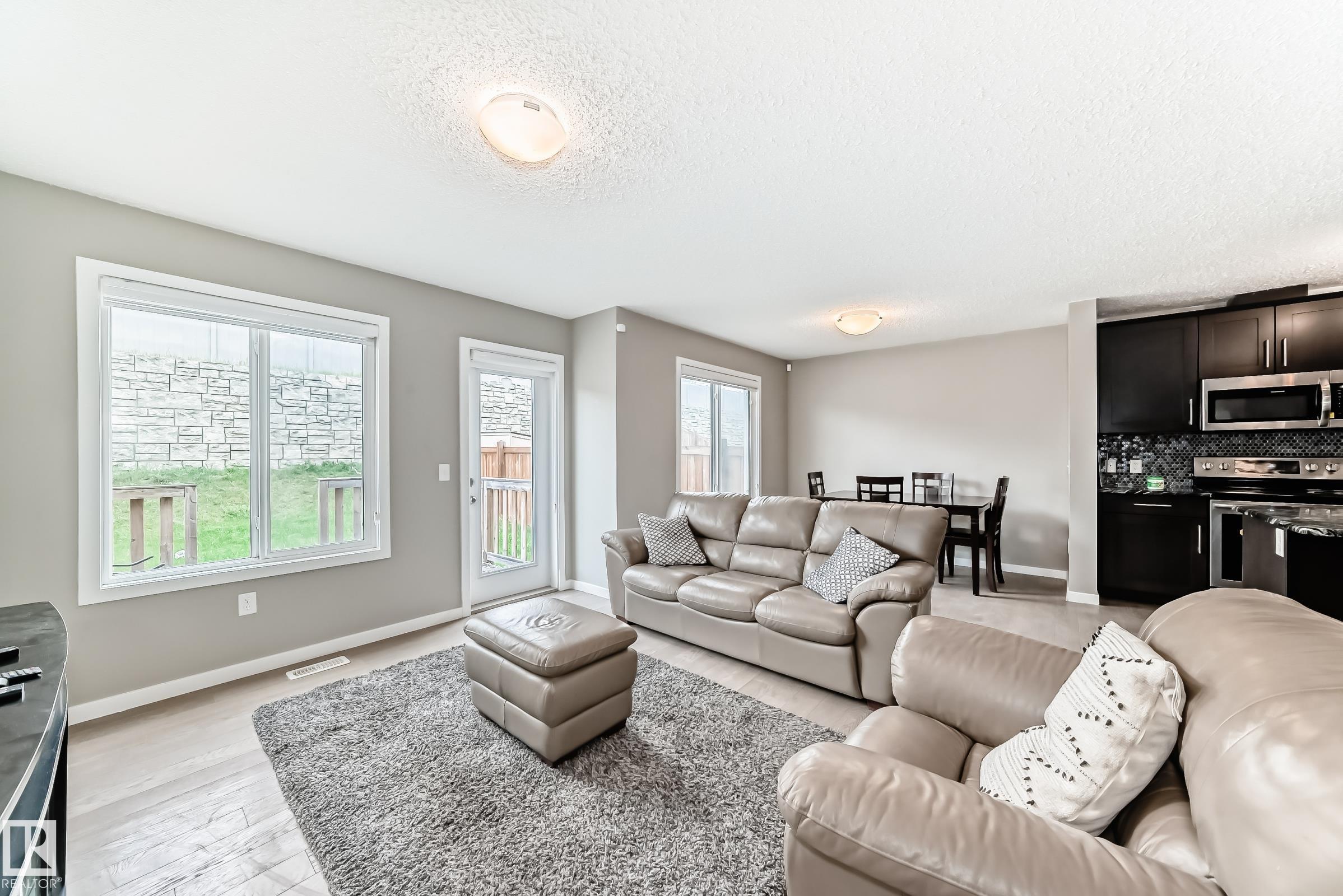 Photo 17 at 893 Ebbers Crescent NW, Ebbers, Edmonton