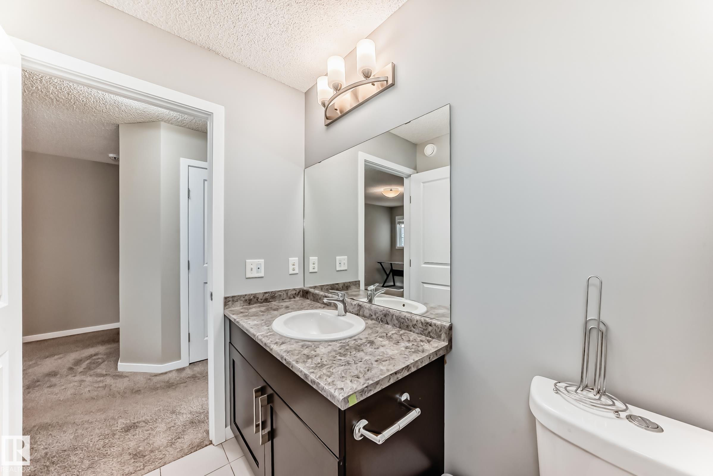 Photo 37 at 893 Ebbers Crescent NW, Ebbers, Edmonton