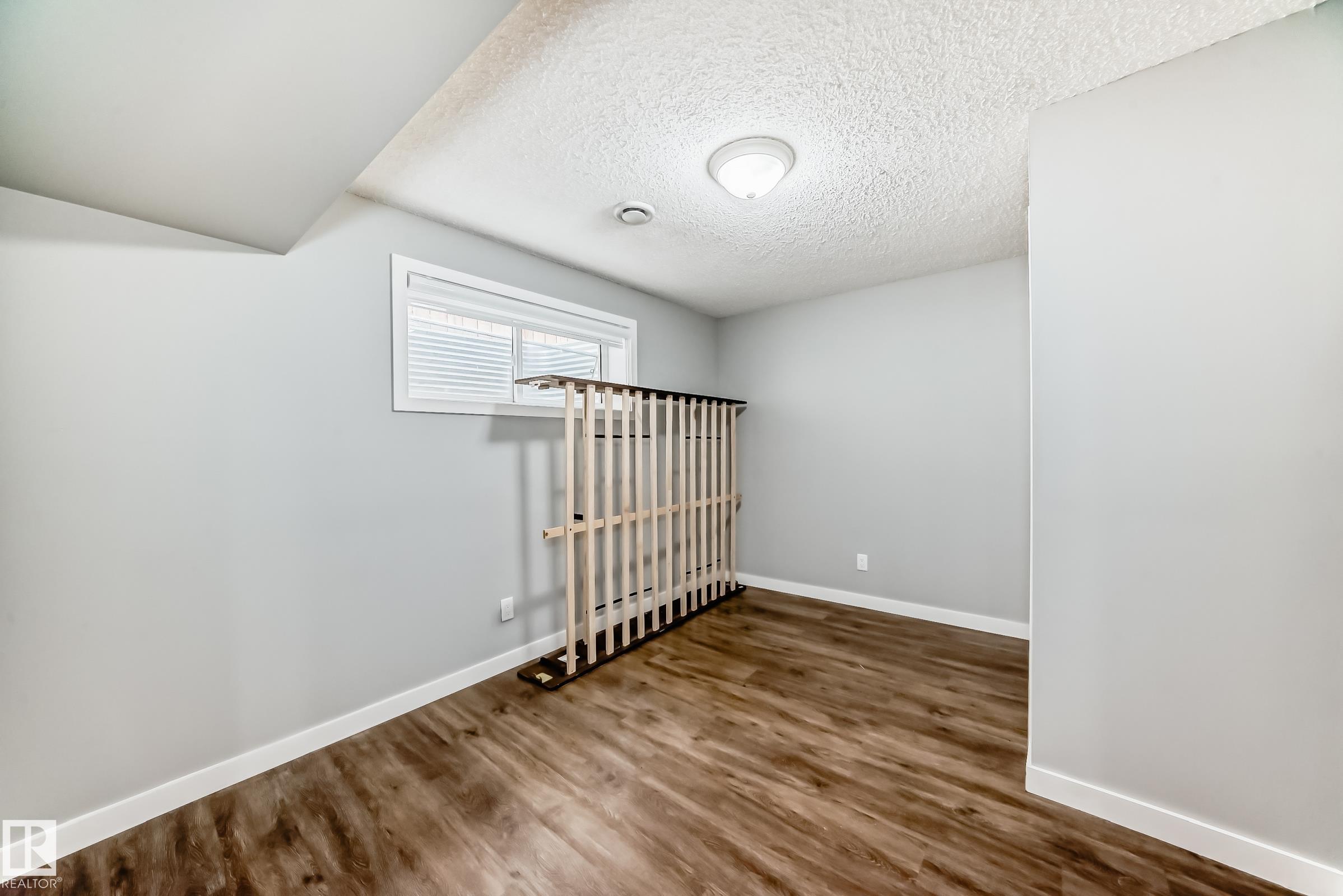 Photo 41 at 893 Ebbers Crescent NW, Ebbers, Edmonton