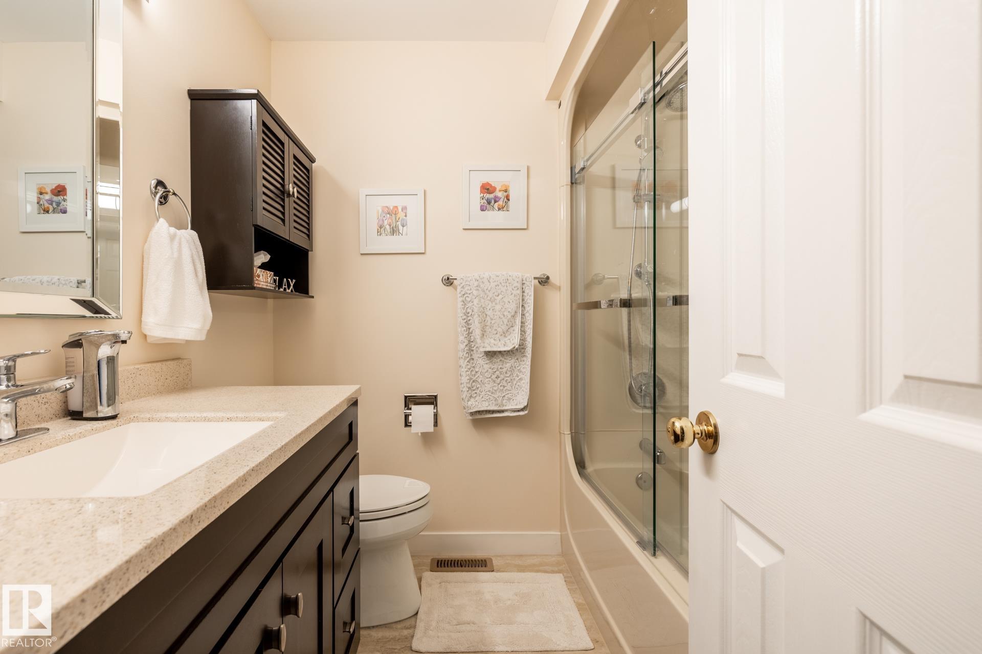 Photo 17 at 4040 77 Street NW, Tweddle Place, Edmonton
