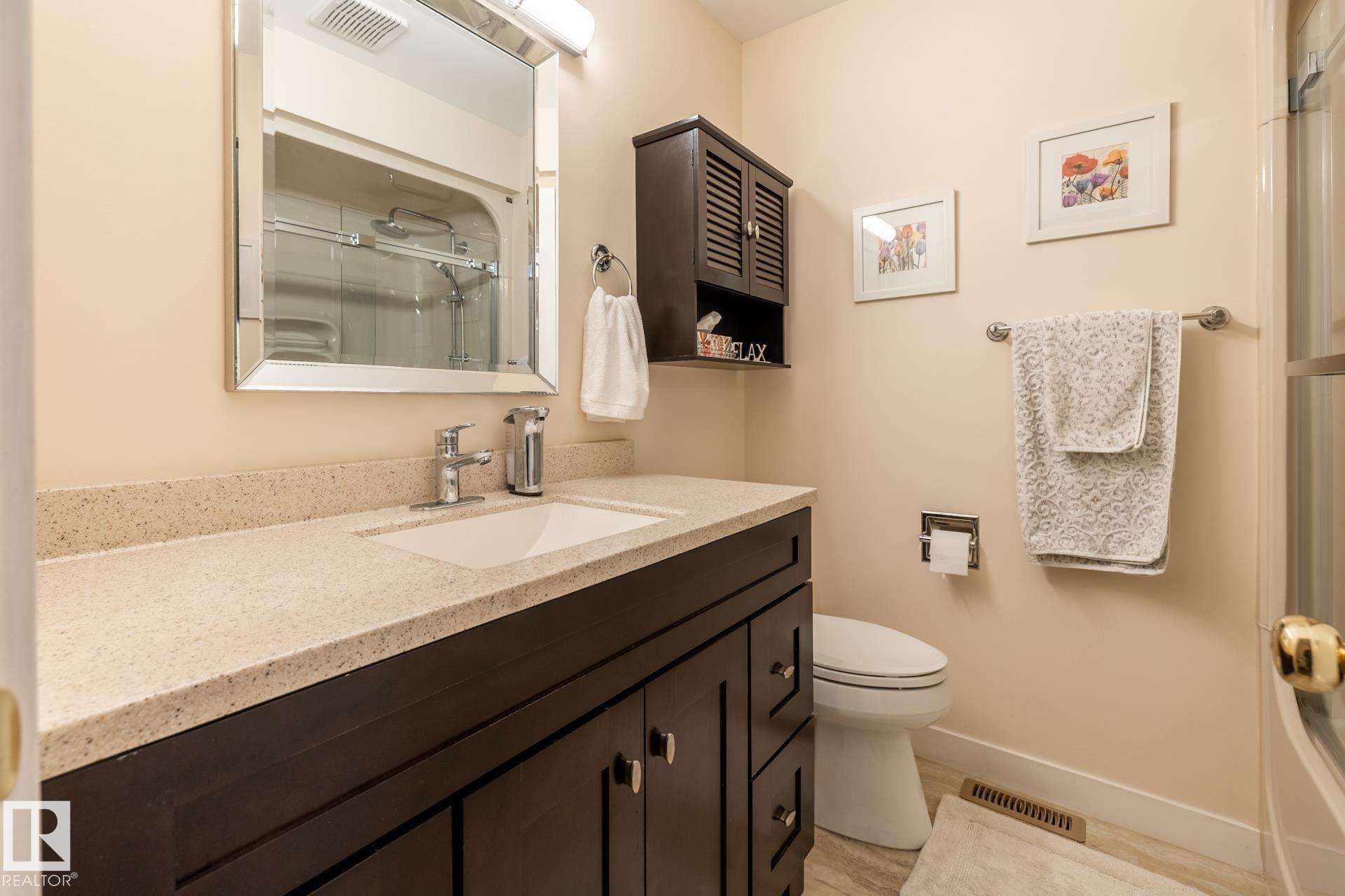 Photo 18 at 4040 77 Street NW, Tweddle Place, Edmonton