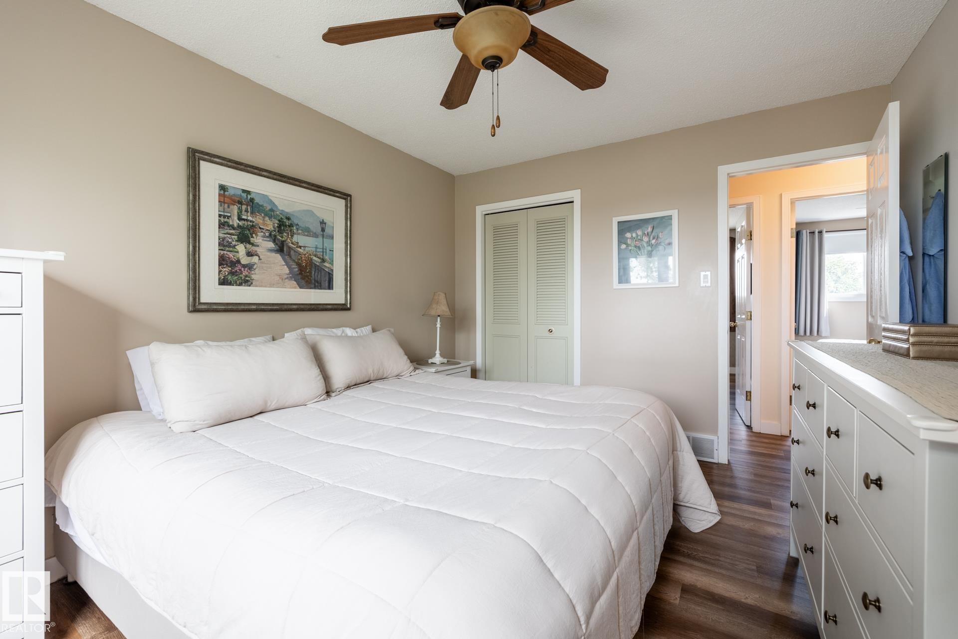 Photo 21 at 4040 77 Street NW, Tweddle Place, Edmonton