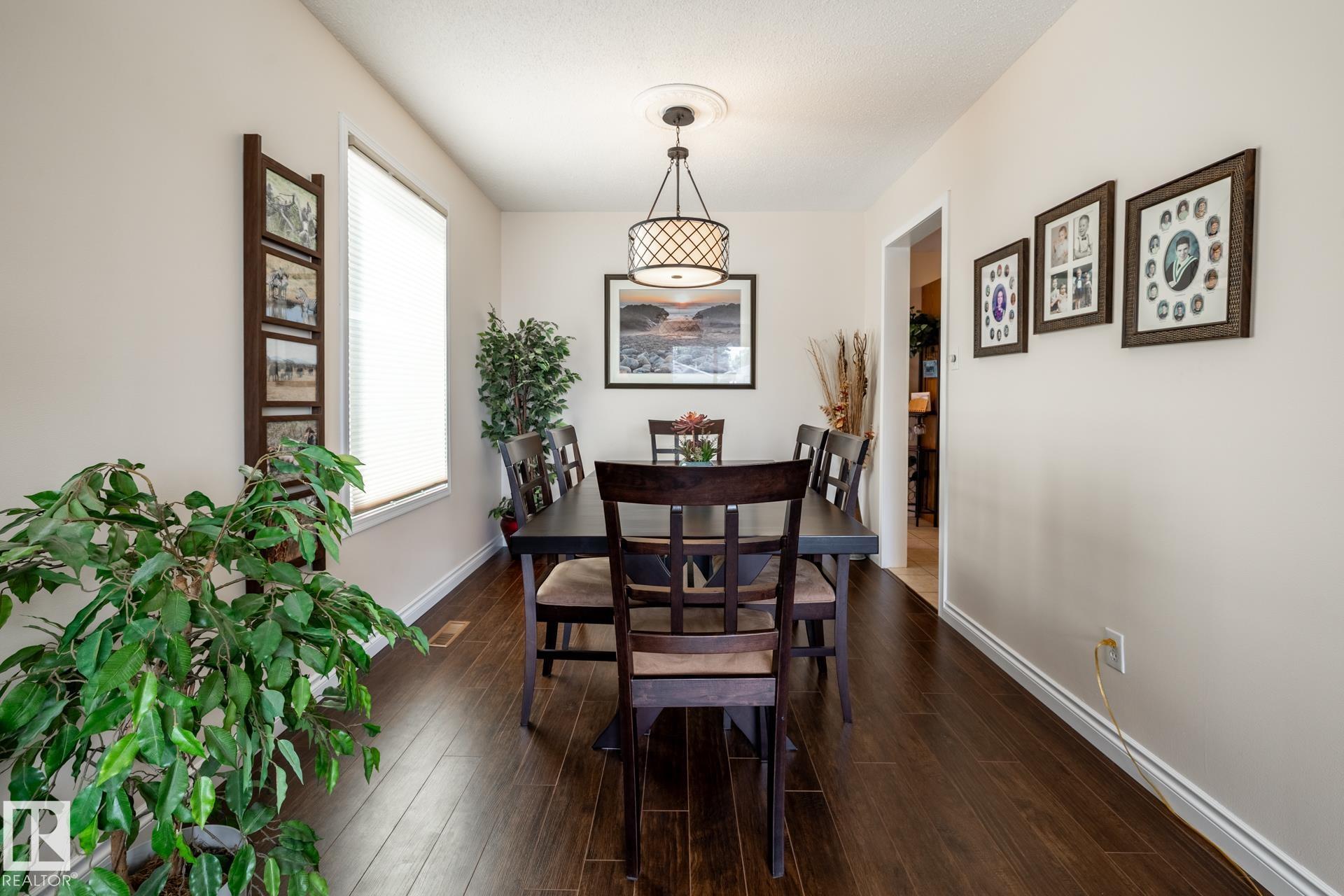 4040 77 Street NW, Tweddle Place, Edmonton