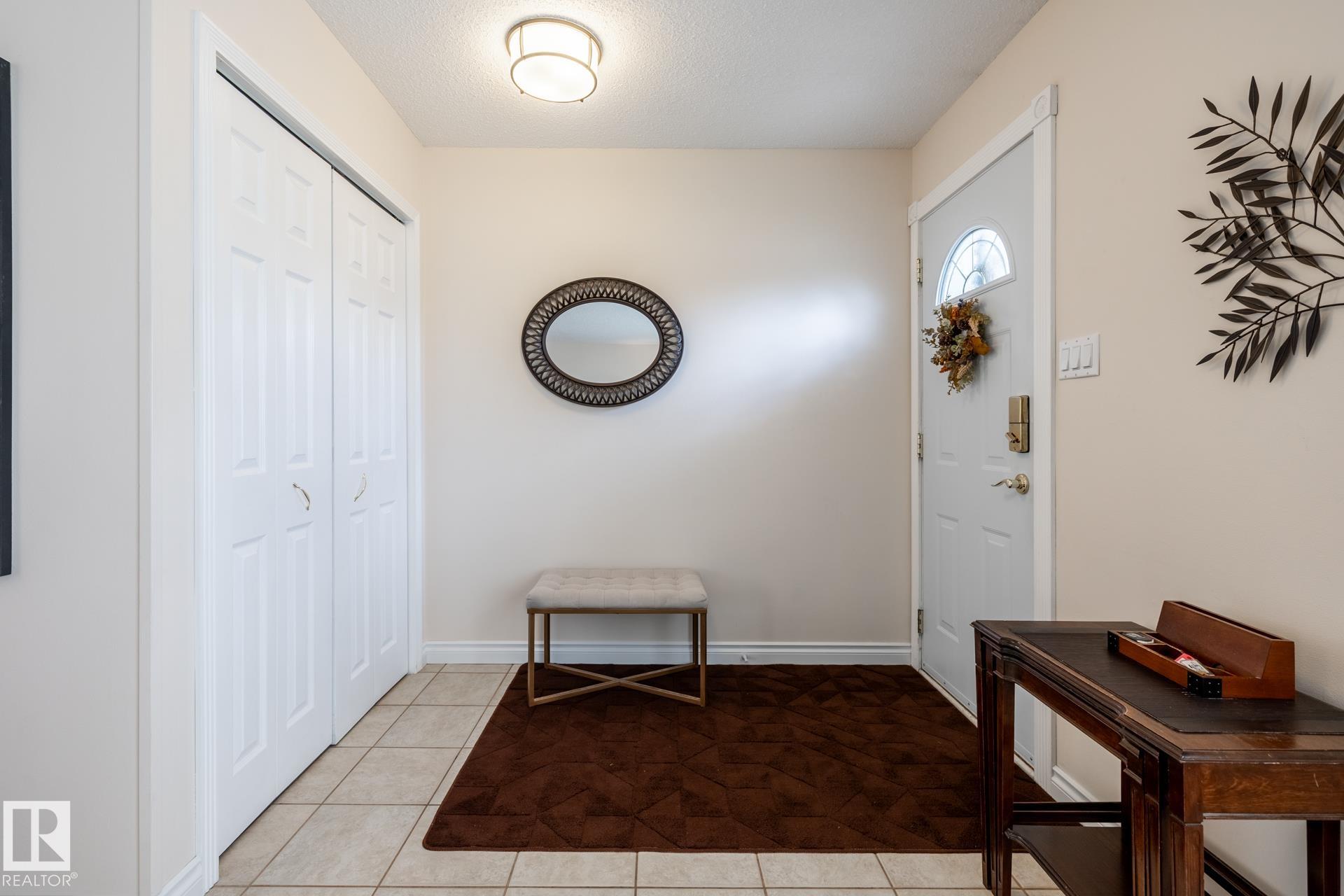 Photo 34 at 4040 77 Street NW, Tweddle Place, Edmonton