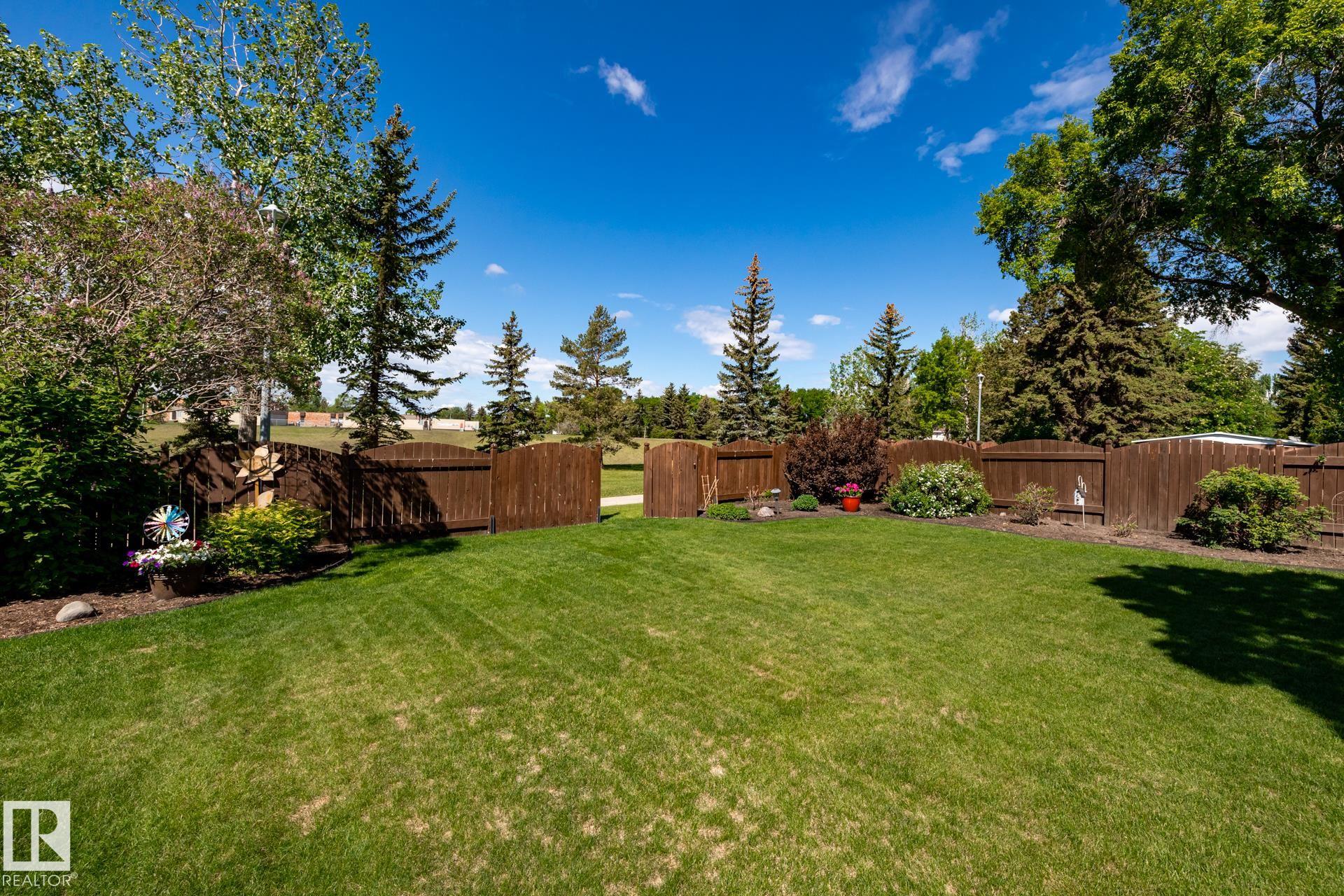 Photo 54 at 4040 77 Street NW, Tweddle Place, Edmonton