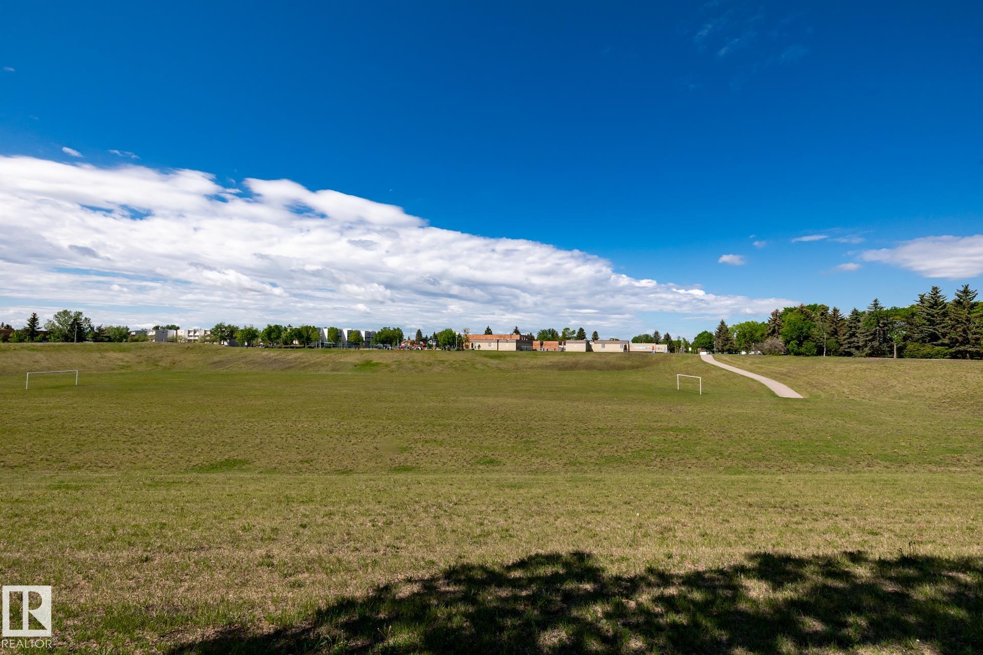 Photo 63 at 4040 77 Street NW, Tweddle Place, Edmonton