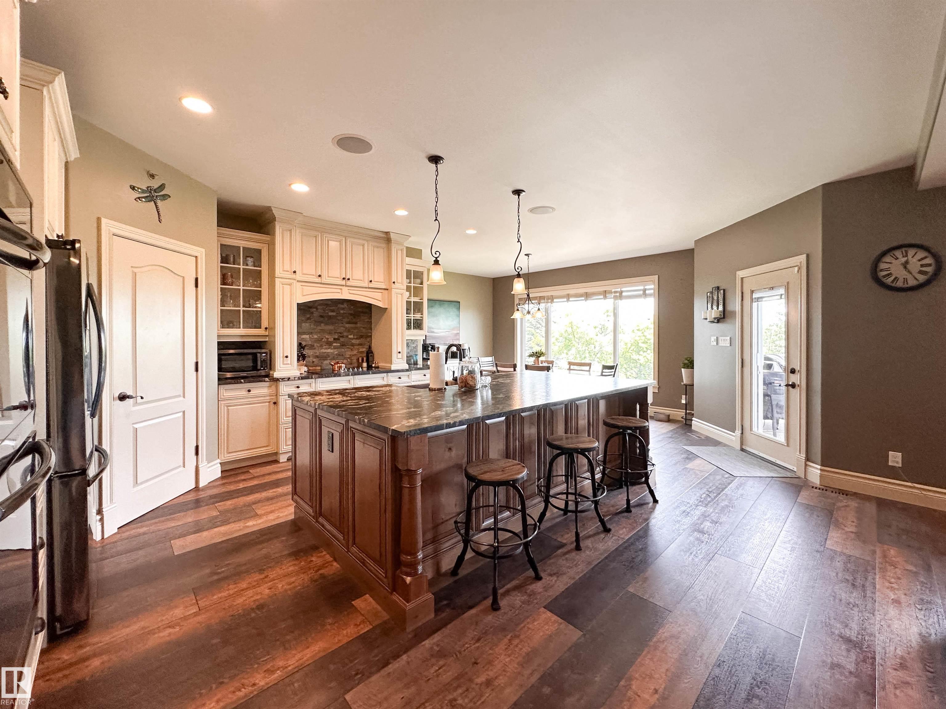 31 - 26126 Hghway 16, Countryside Ravines, Rural Parkland County