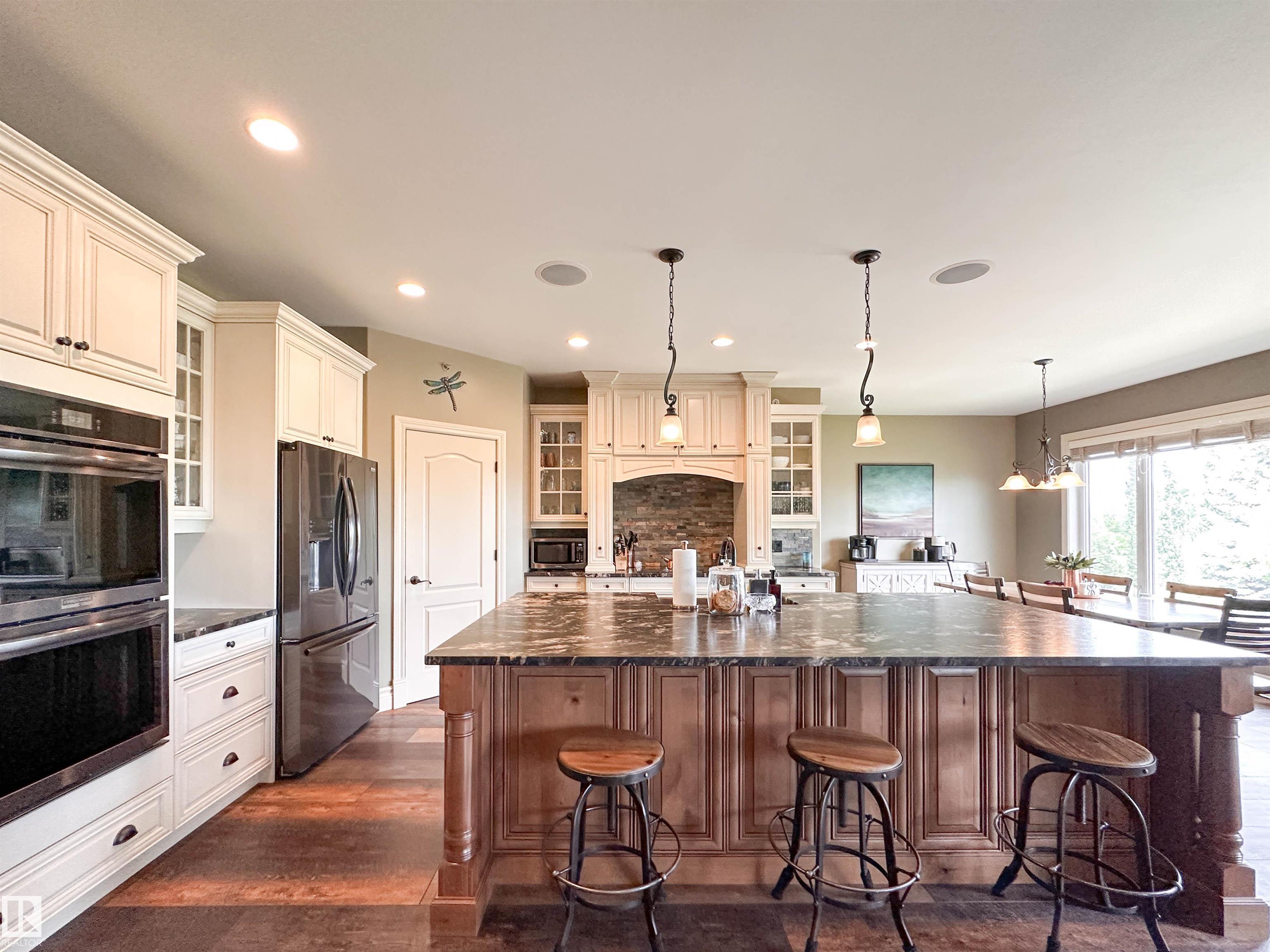 31 - 26126 Hghway 16, Countryside Ravines, Rural Parkland County