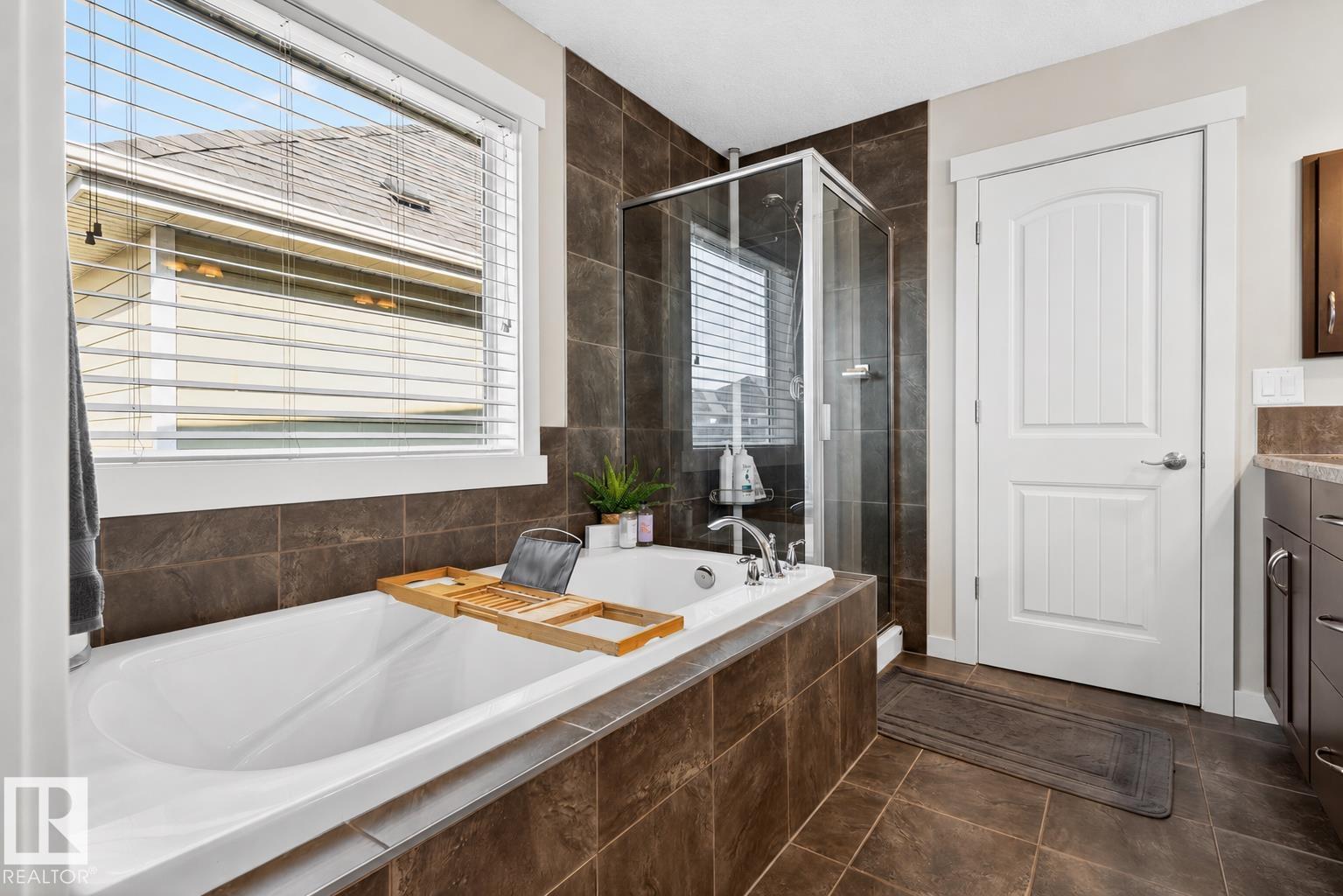 Photo 37 at 8003 Summerside Grande Boulevard SW, Summerside, Edmonton