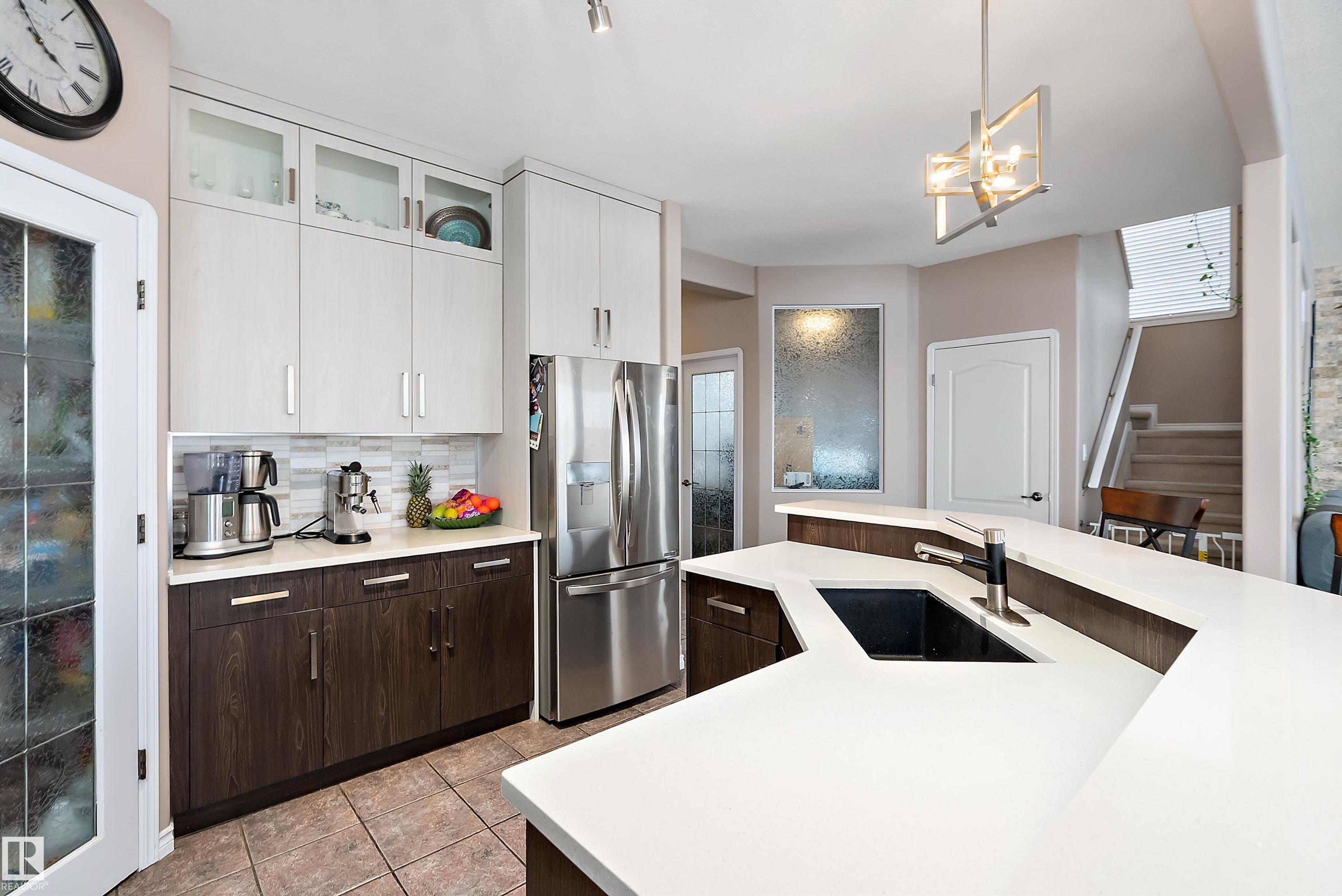 Photo 12 at 1105 Klarvatten Cove NW, Klarvatten, Edmonton