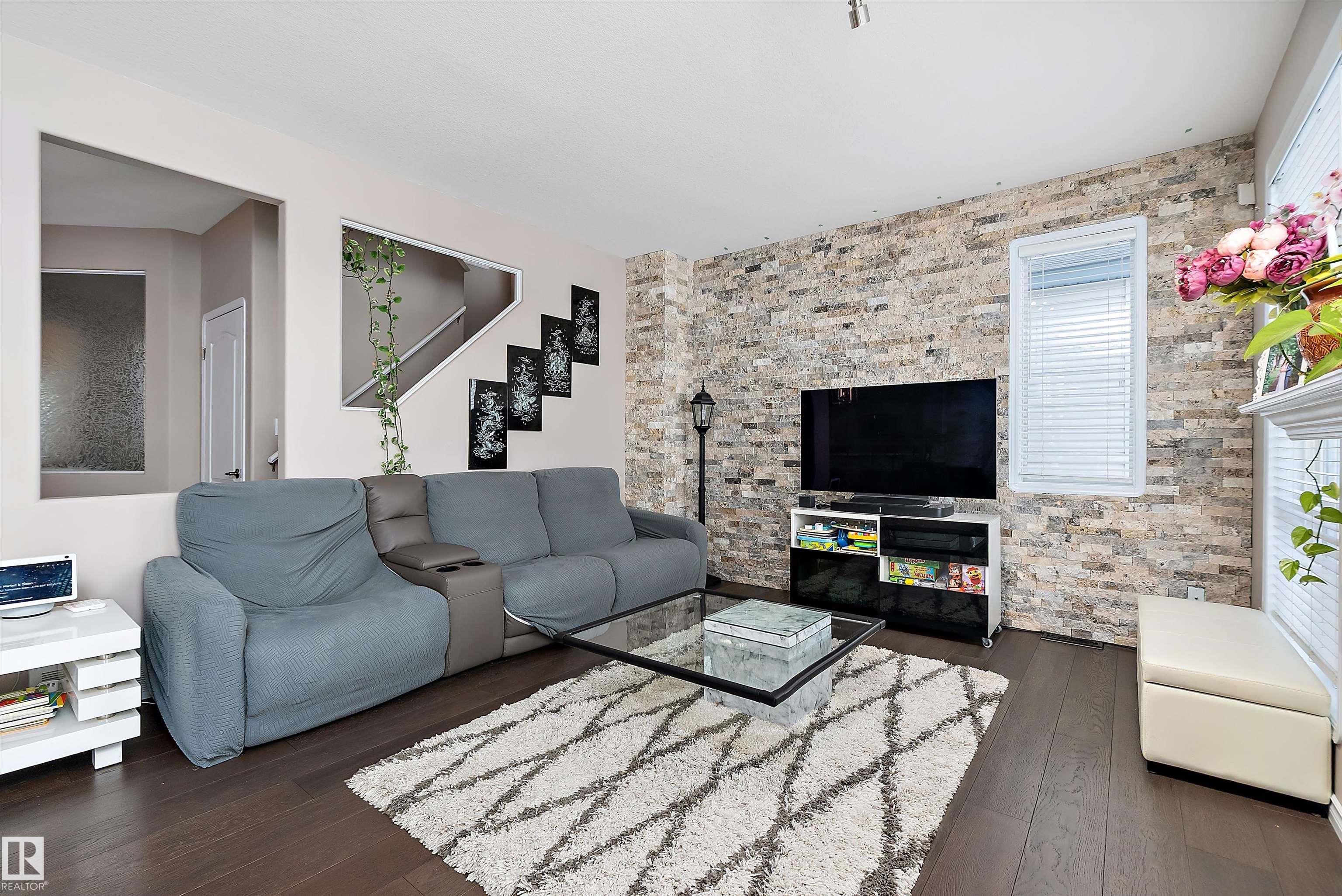 Photo 18 at 1105 Klarvatten Cove NW, Klarvatten, Edmonton