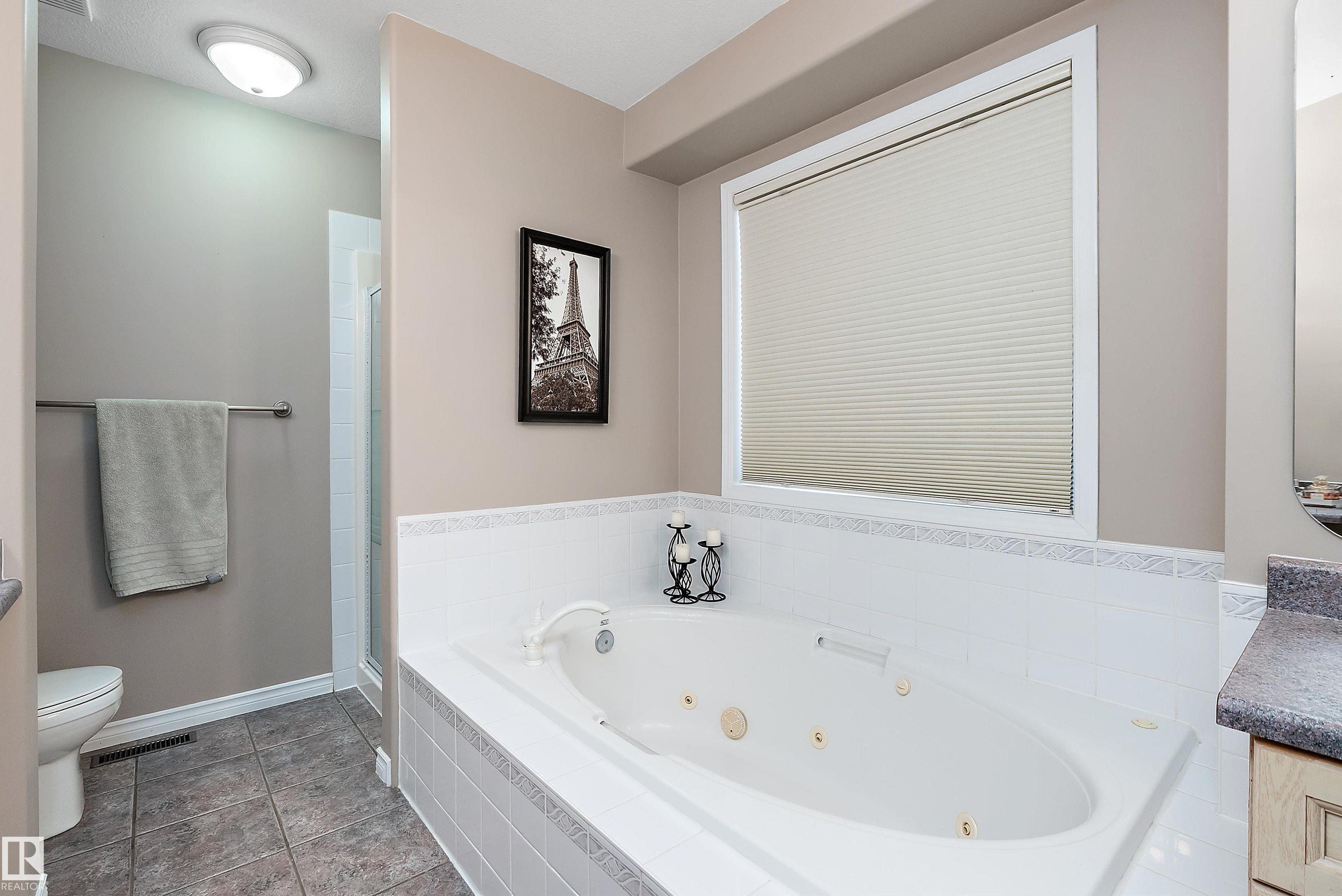 Photo 48 at 1105 Klarvatten Cove NW, Klarvatten, Edmonton