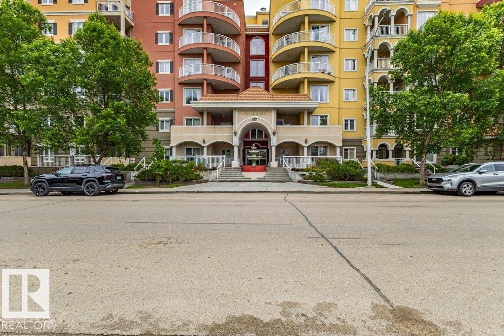 409 - 10333 112 Street NW, Wîhkwêntôwin, Edmonton