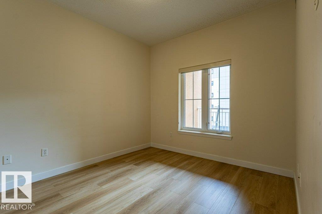 Photo 16 at 409 - 10333 112 Street NW, Wîhkwêntôwin, Edmonton