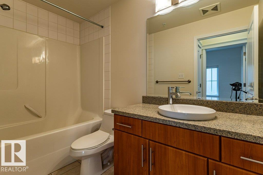 Photo 24 at 409 - 10333 112 Street NW, Wîhkwêntôwin, Edmonton
