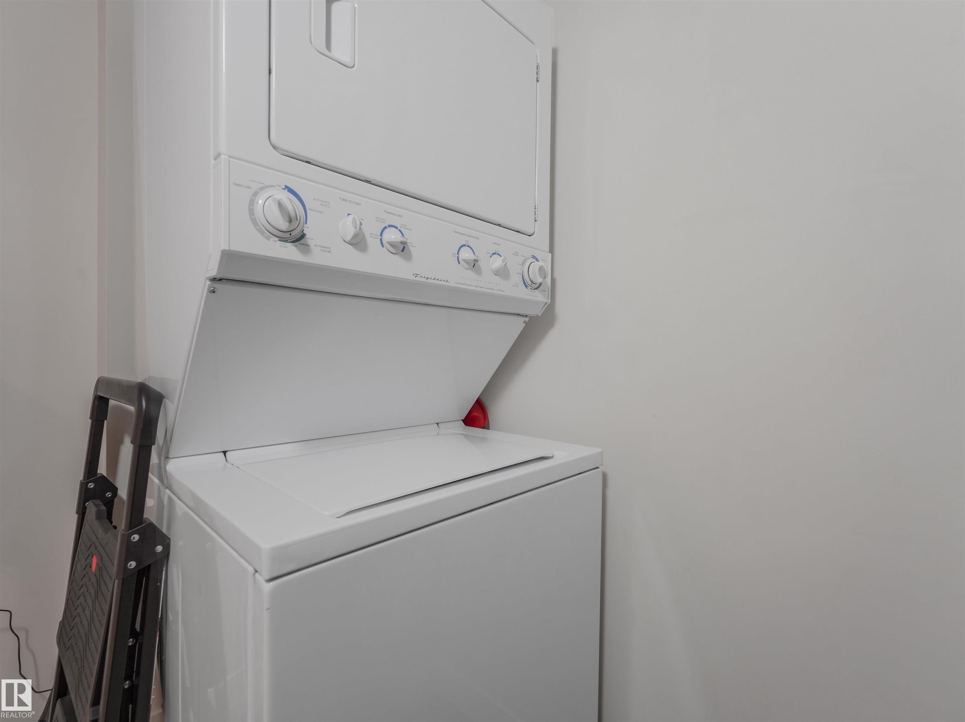 https://zimg.paragon.ice.com/ParagonImages/Property/PM/RAE/225406062/25/0/0/0e72fcbe7c463daabc355b11fefc0c0f/1/0e80a6586460adeba2e13d5fa1f03075/225406062-eb2d12bd-67ce-4dba-925b-22d2104e06af.JPG