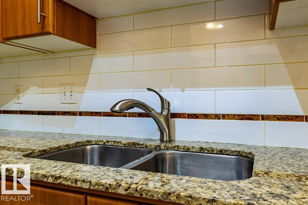 Photo 8 at 409 - 10333 112 Street NW, Wîhkwêntôwin, Edmonton