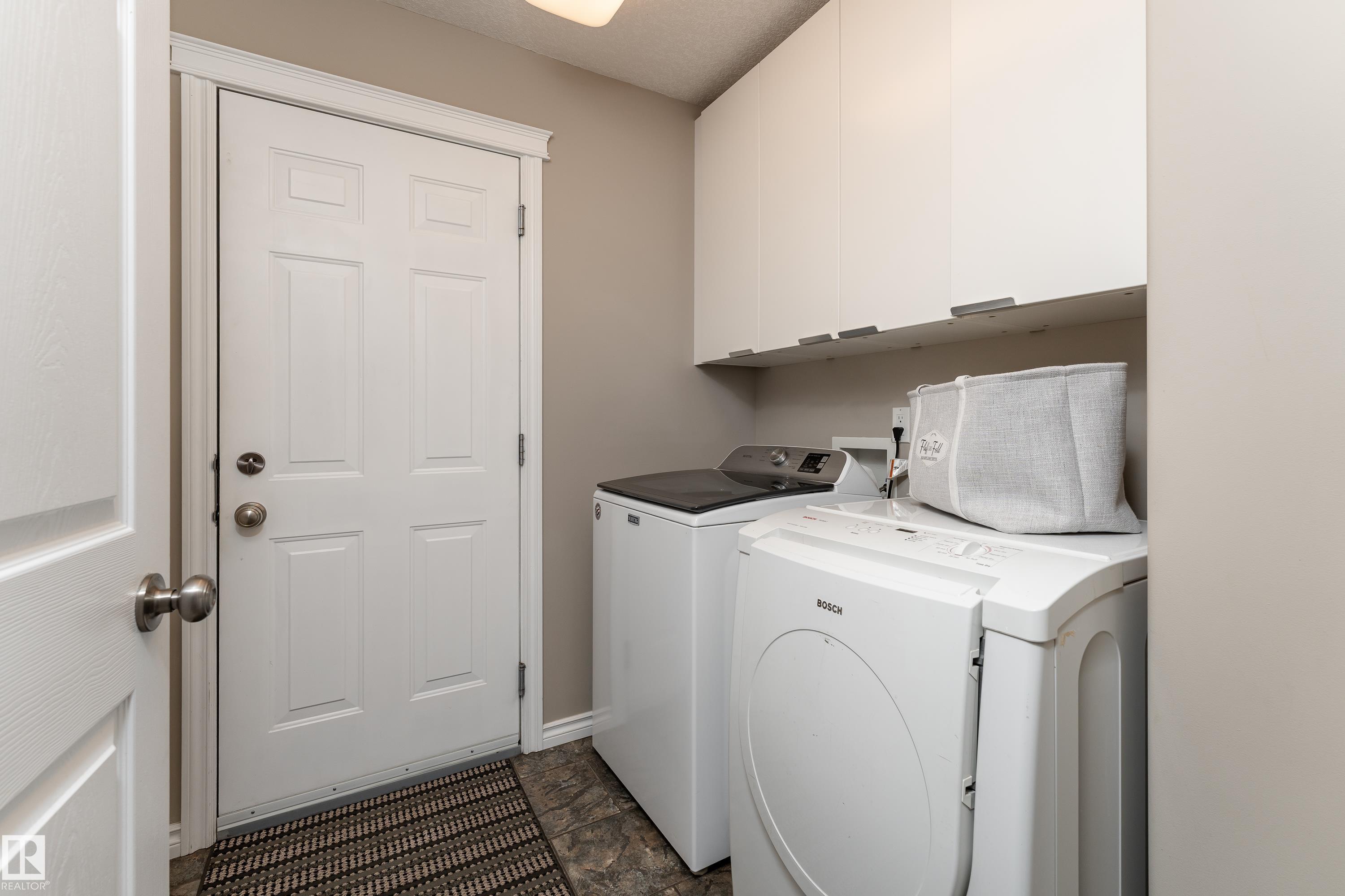 Photo 31 at 6001 52 Avenue, Eaglemont Heights, Beaumont