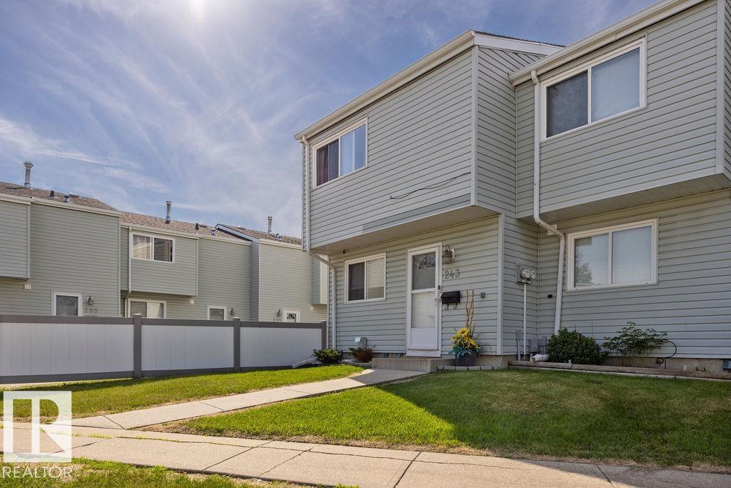 243 Dickinsfield crest NW, Evansdale, Edmonton