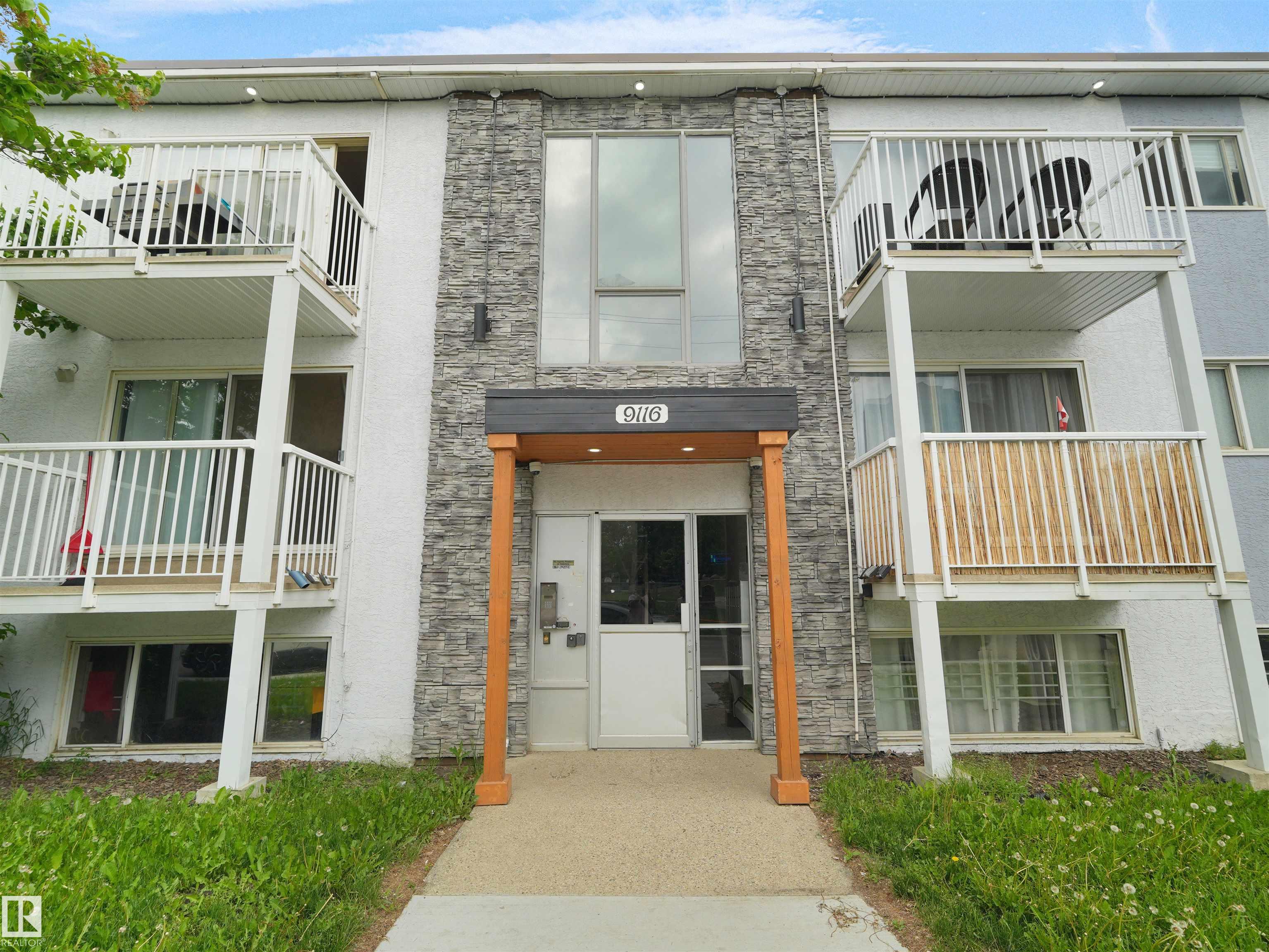 204 - 9116 106 Avenue NW, Boyle Street, Edmonton