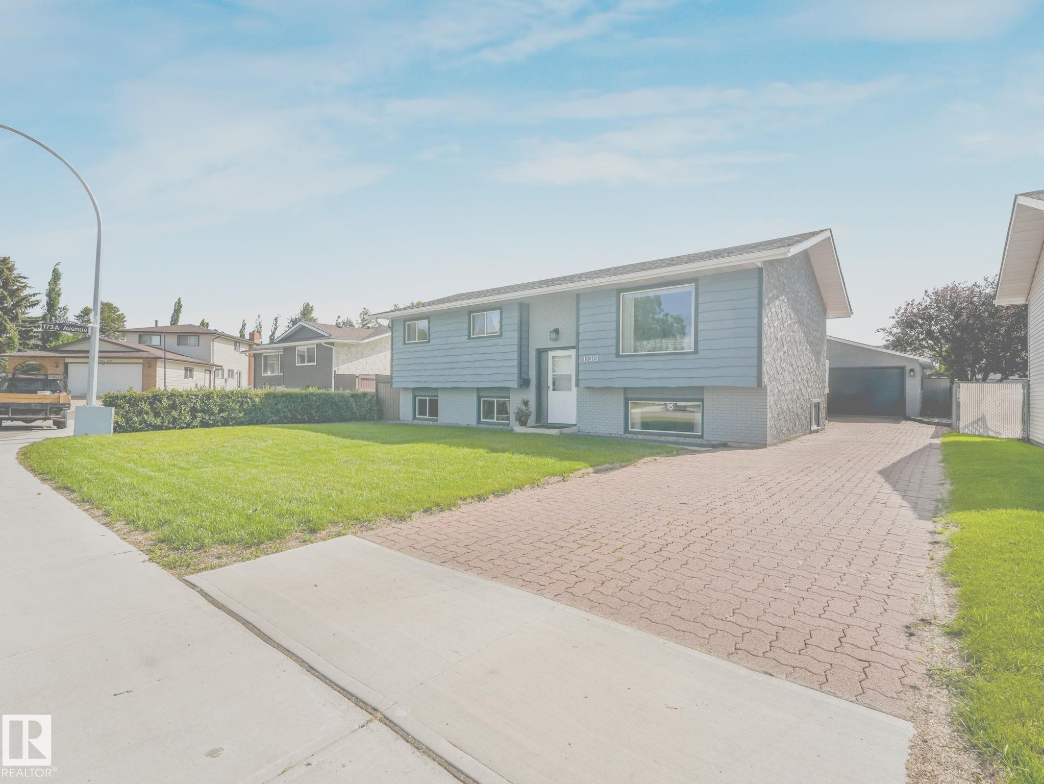 17315 111 Street NW, Baturyn, Edmonton