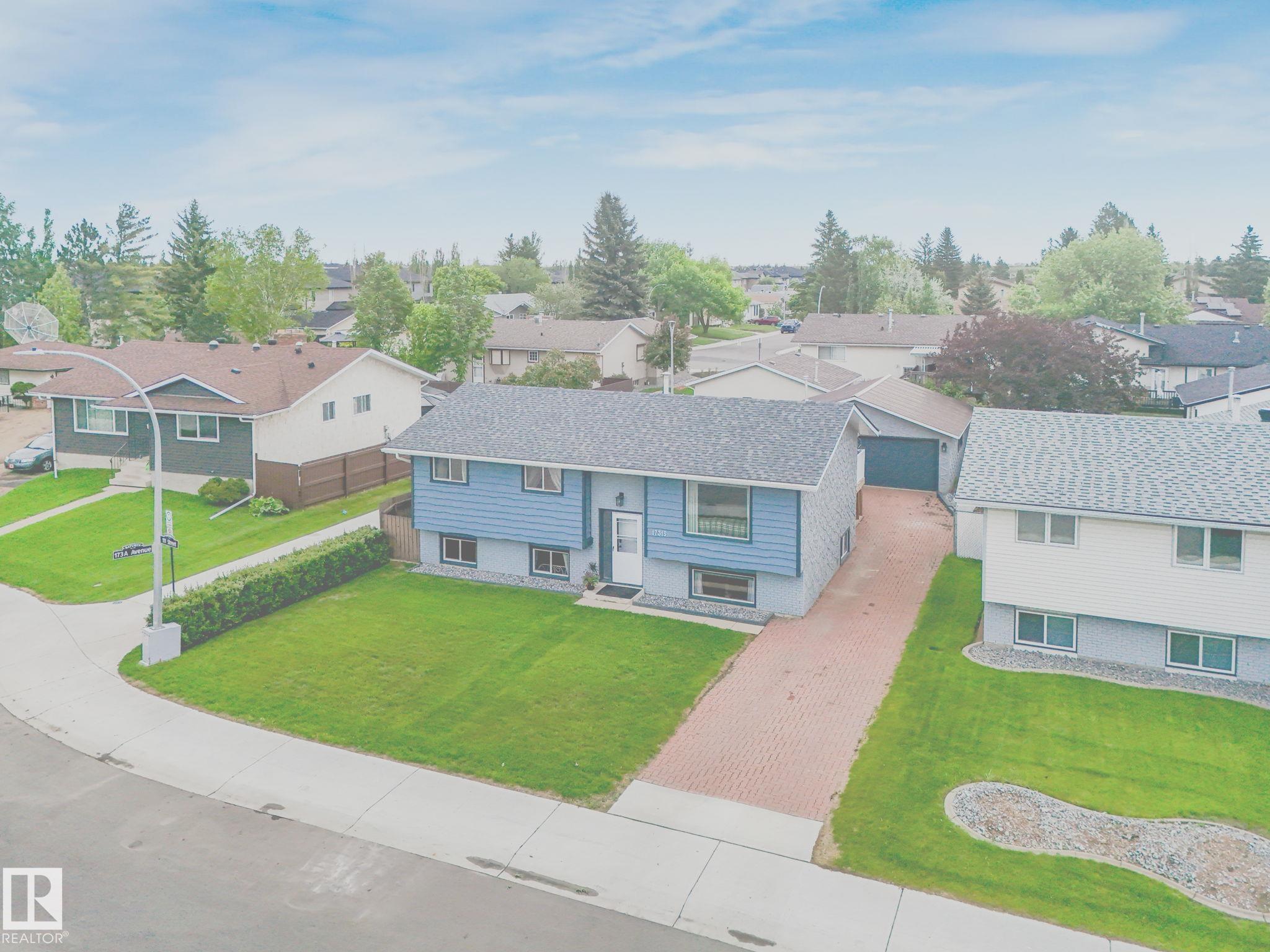 17315 111 Street NW, Baturyn, Edmonton
