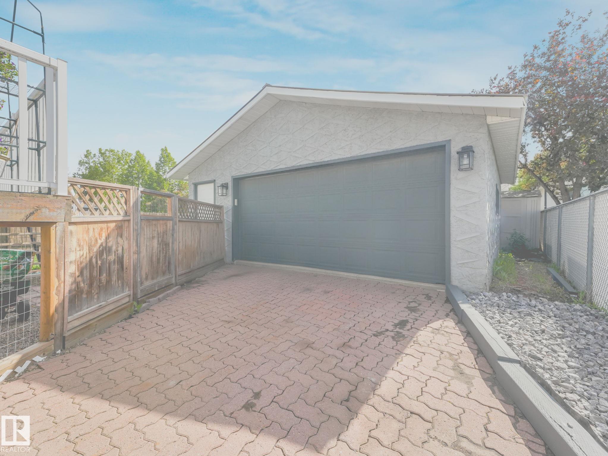 Photo 75 at 17315 111 Street NW, Baturyn, Edmonton