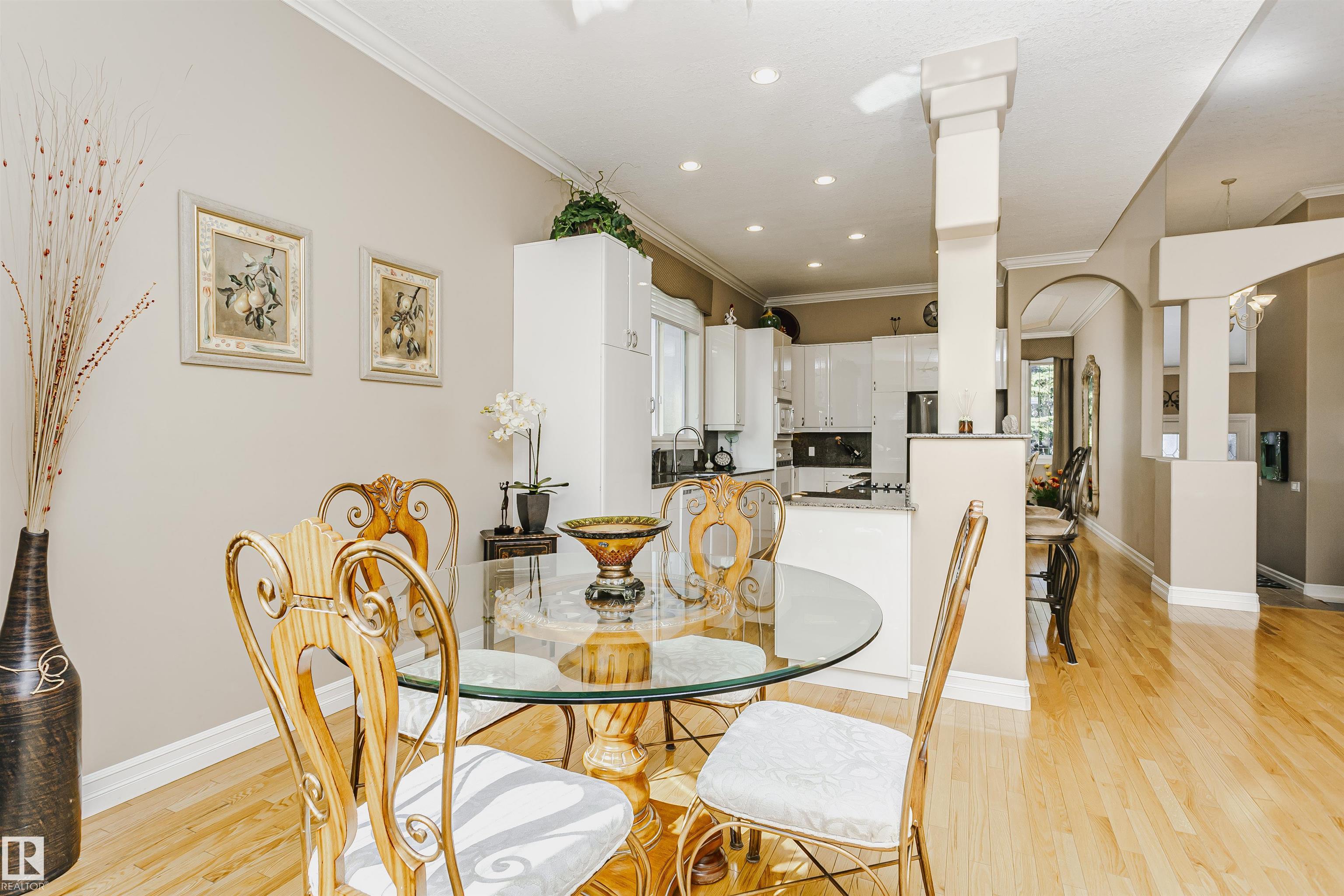 Photo 13 at 116 Darlington Crescent NW, Donsdale, Edmonton