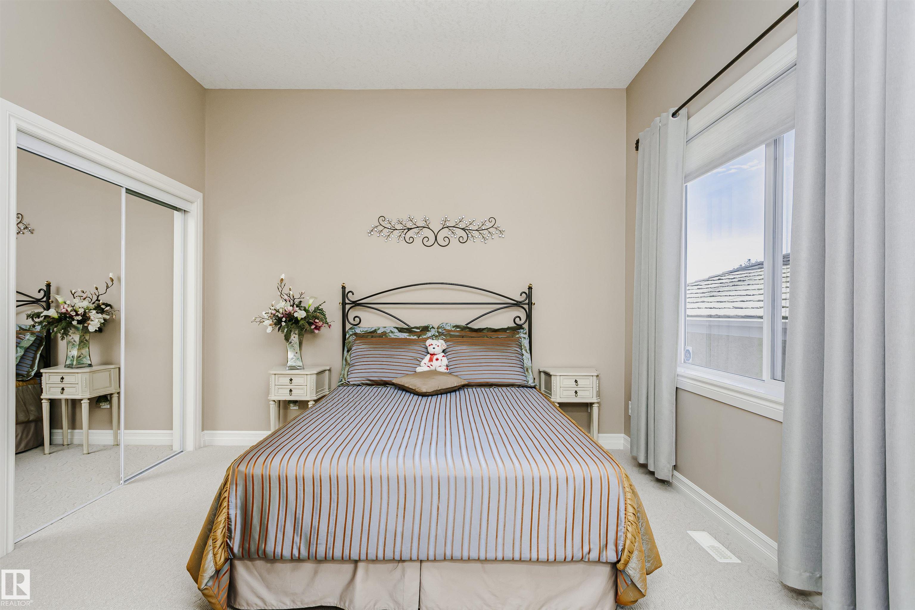 Photo 21 at 116 Darlington Crescent NW, Donsdale, Edmonton