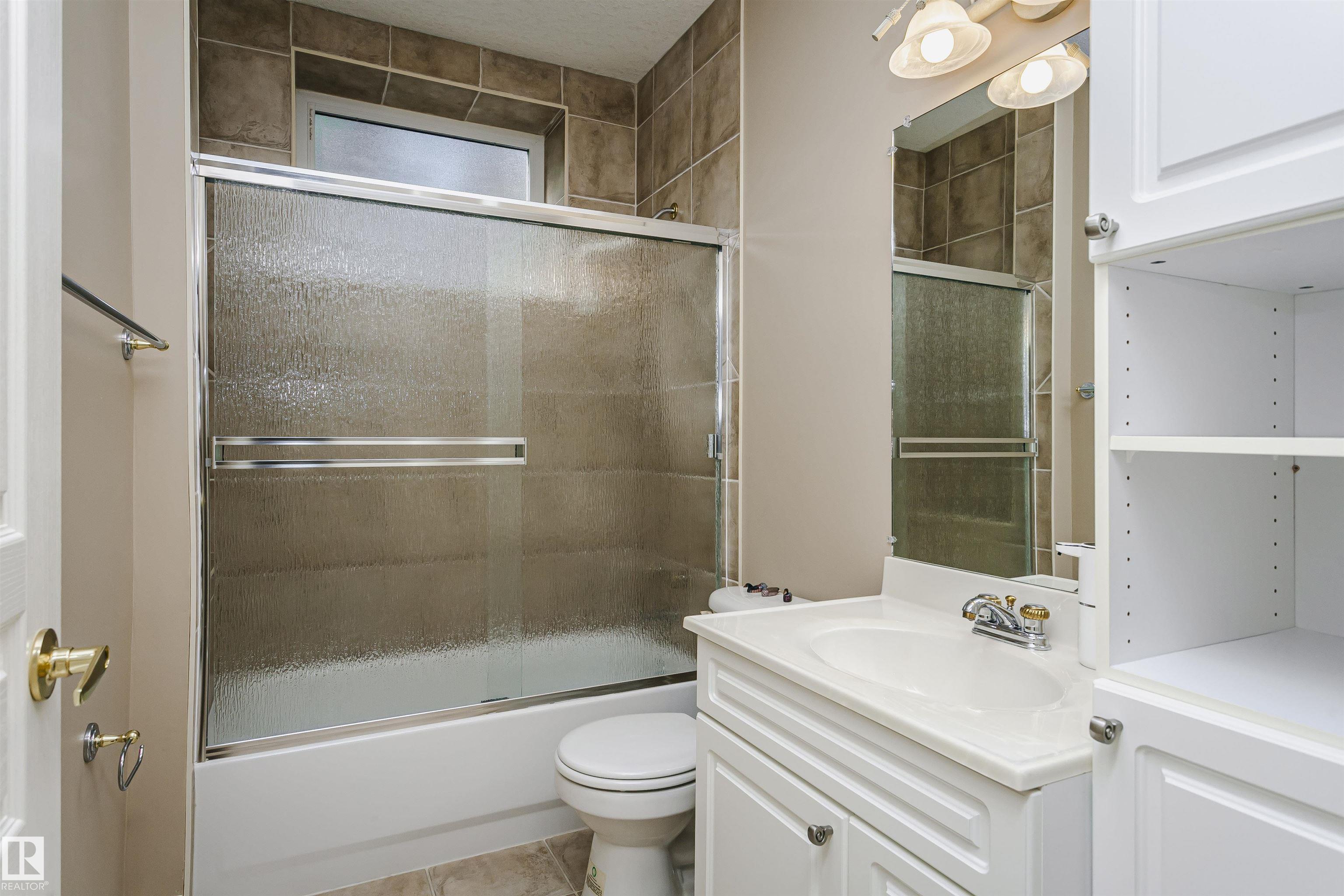 Photo 38 at 116 Darlington Crescent NW, Donsdale, Edmonton