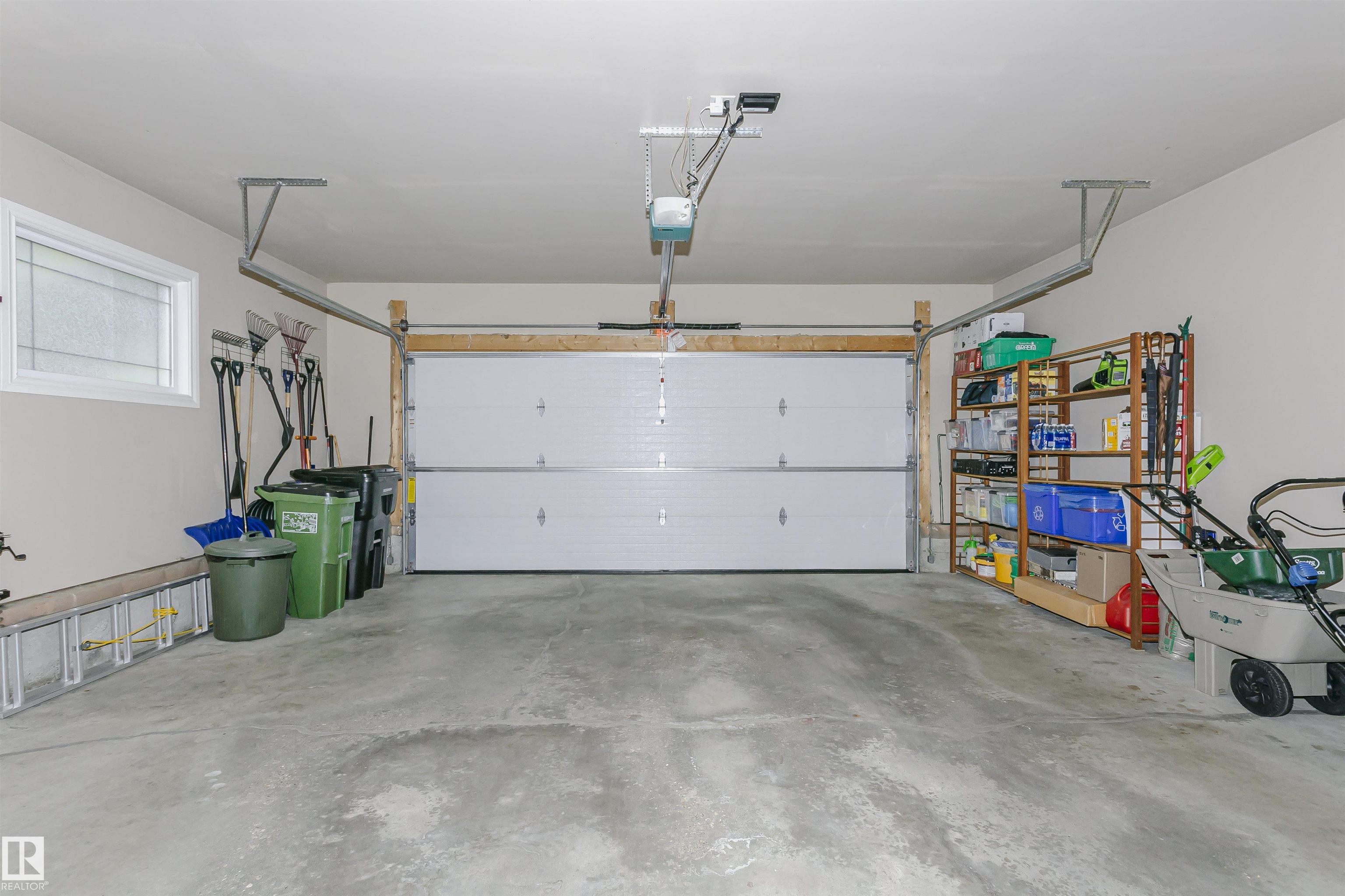 Photo 41 at 116 Darlington Crescent NW, Donsdale, Edmonton