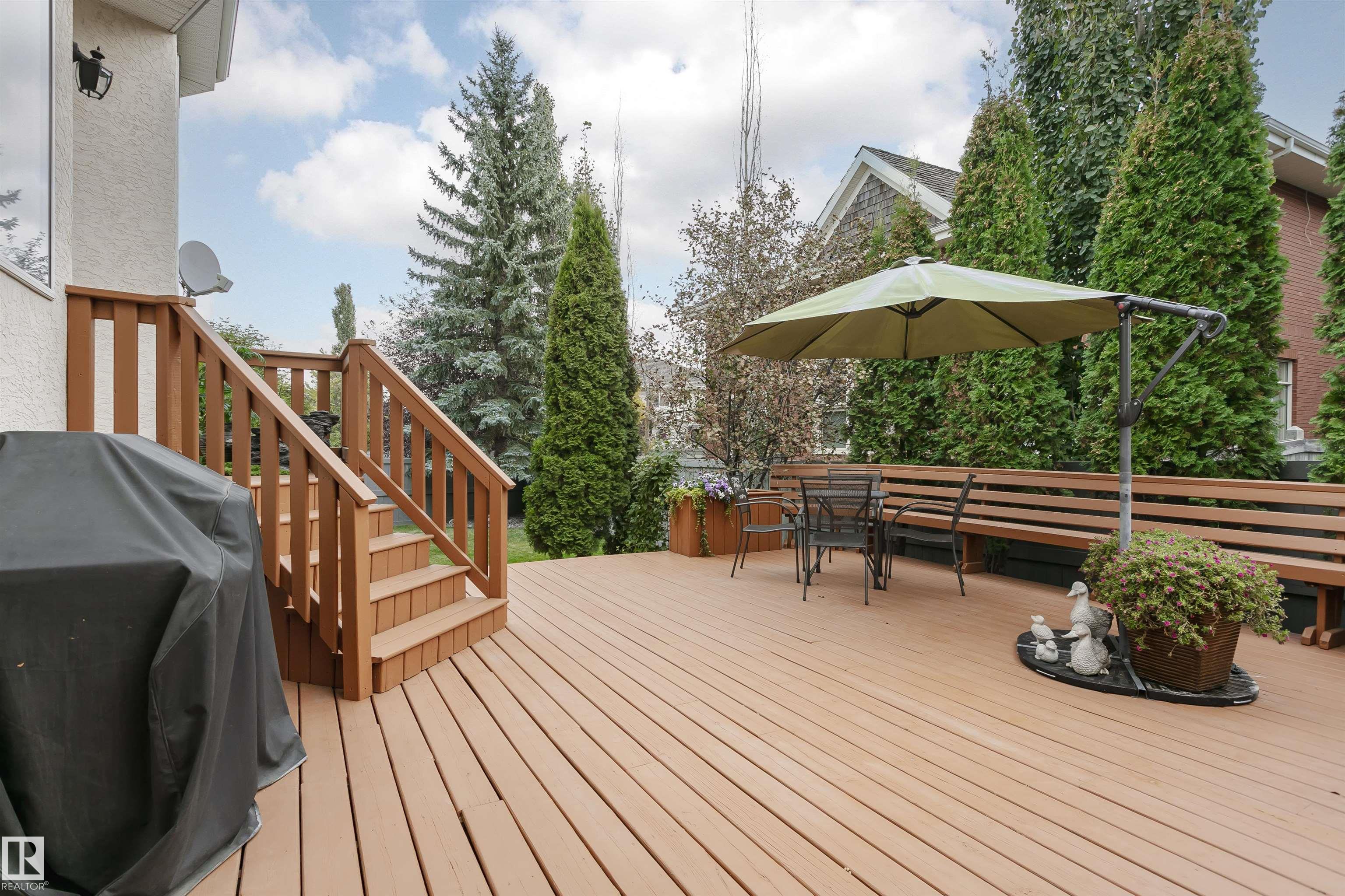 Photo 43 at 116 Darlington Crescent NW, Donsdale, Edmonton