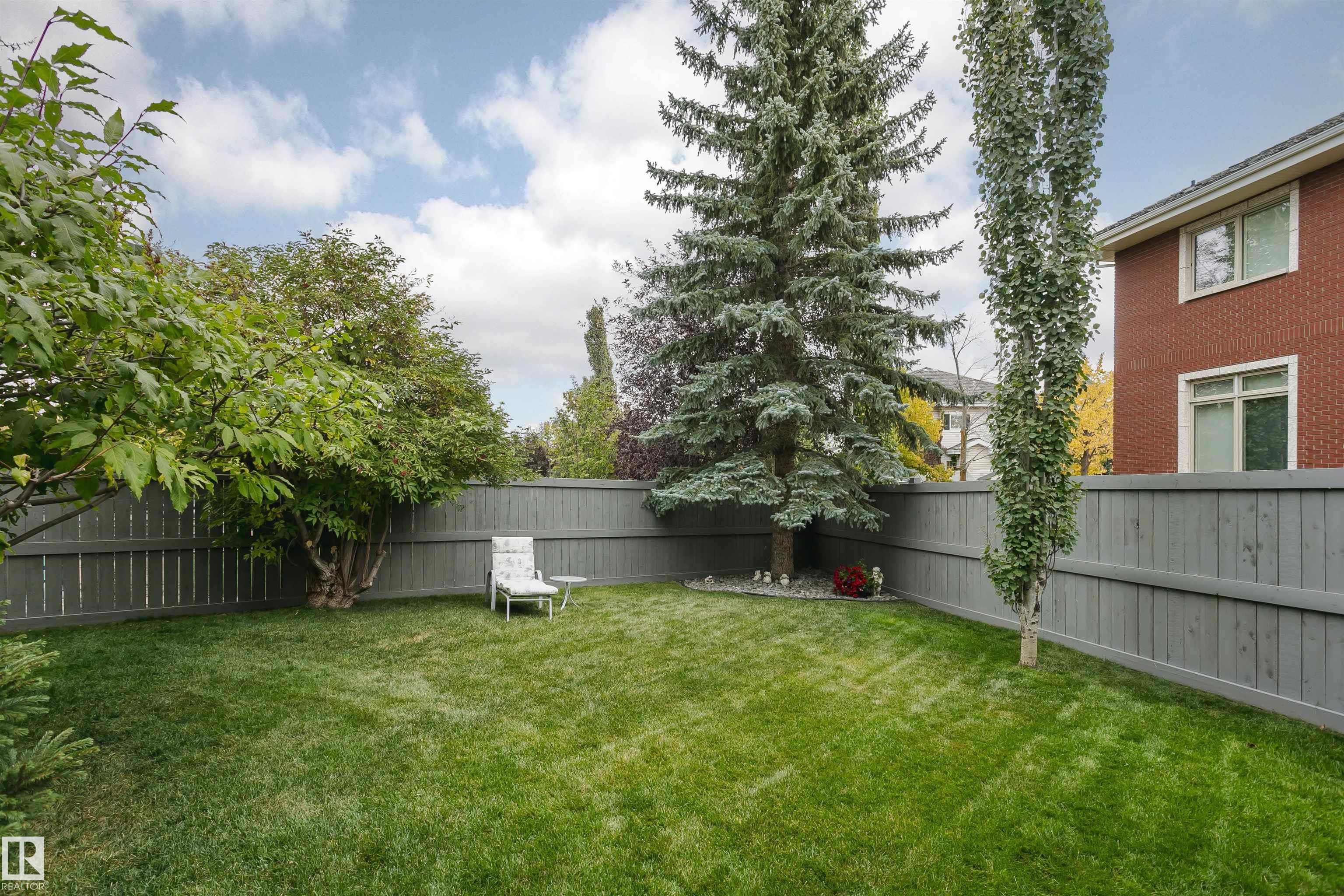 Photo 46 at 116 Darlington Crescent NW, Donsdale, Edmonton