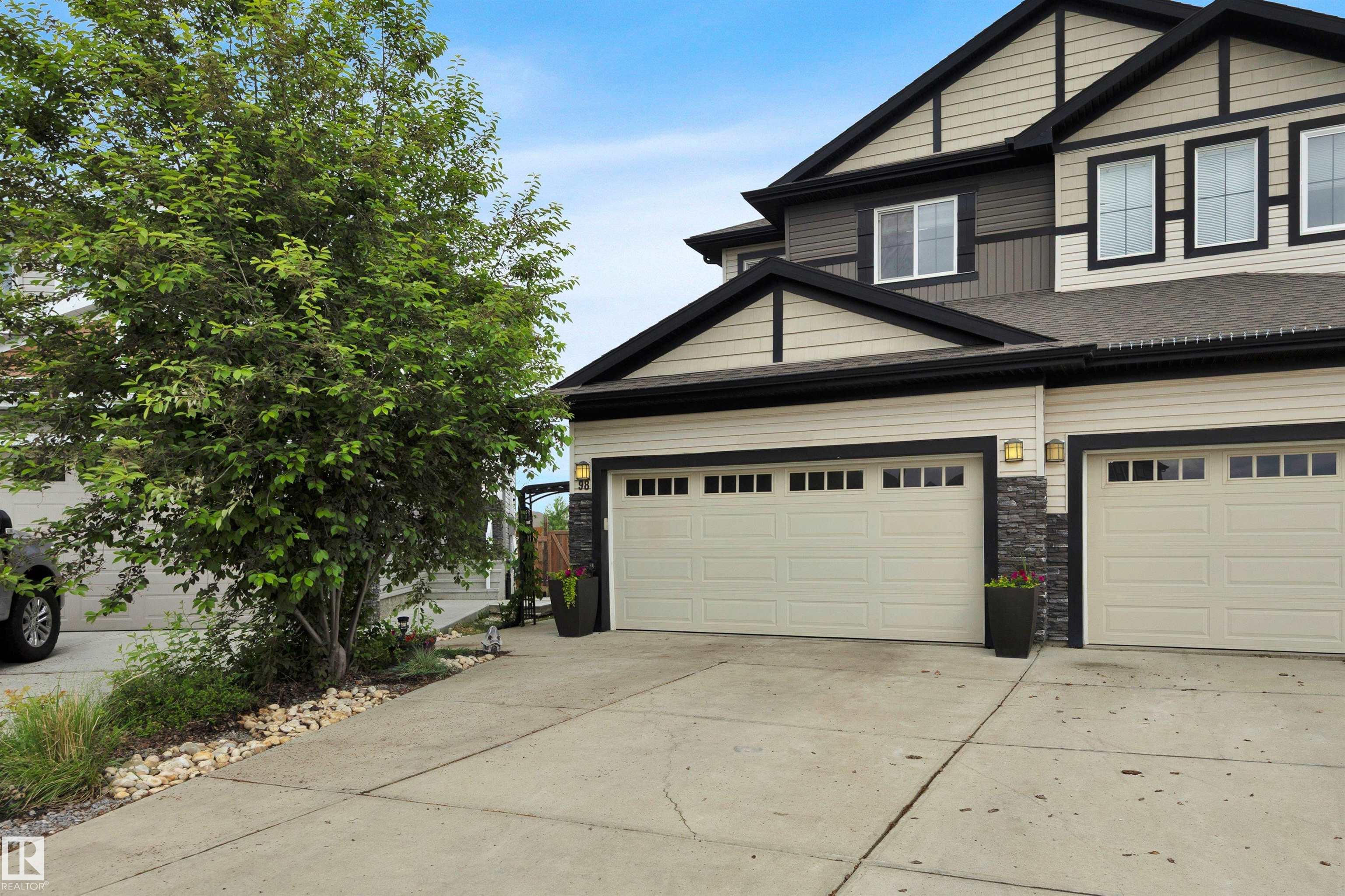 98 Sandalwood Place, Suntree, Leduc