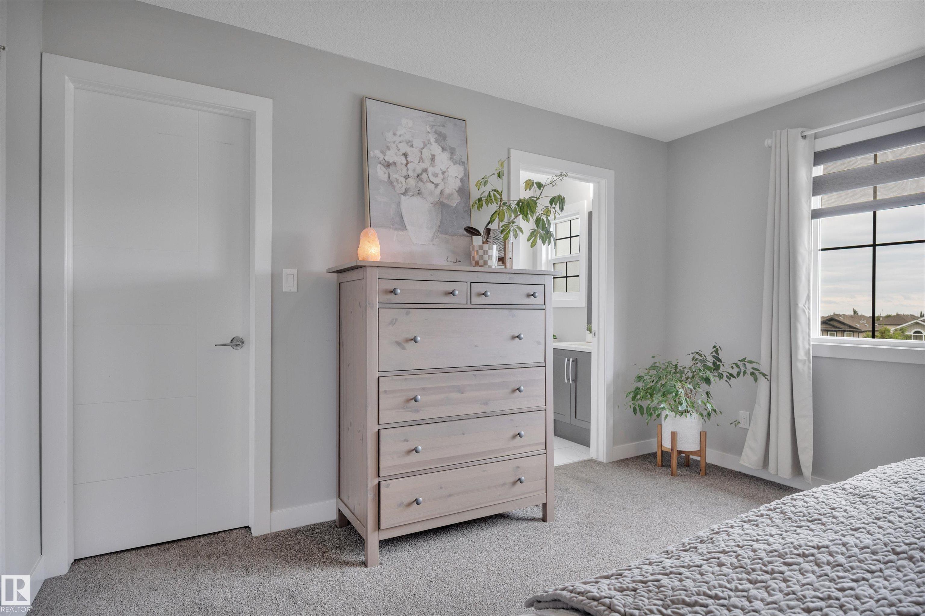 Photo 28 at 98 Sandalwood Place, Suntree, Leduc
