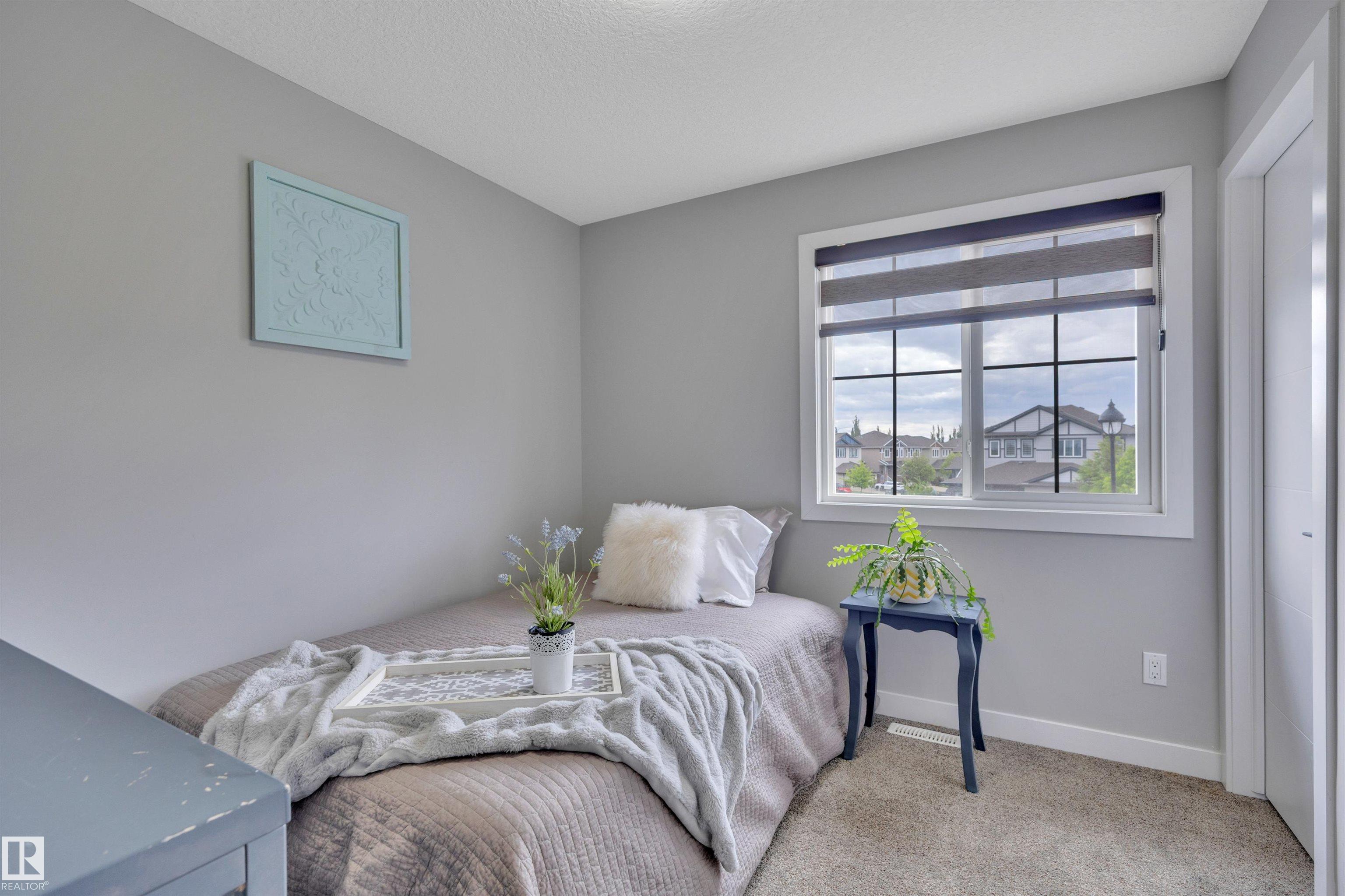 Photo 33 at 98 Sandalwood Place, Suntree, Leduc