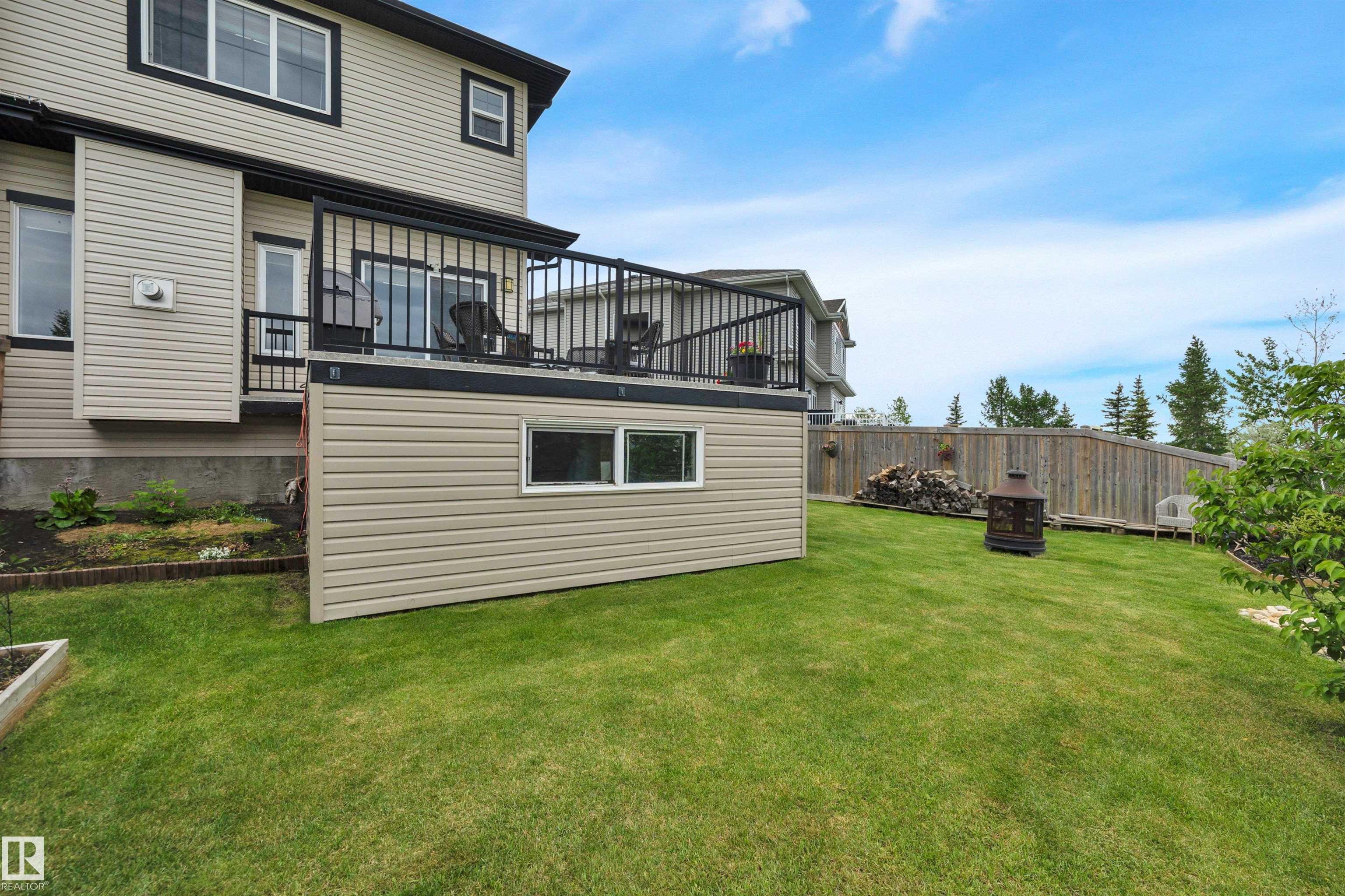 Photo 51 at 98 Sandalwood Place, Suntree, Leduc