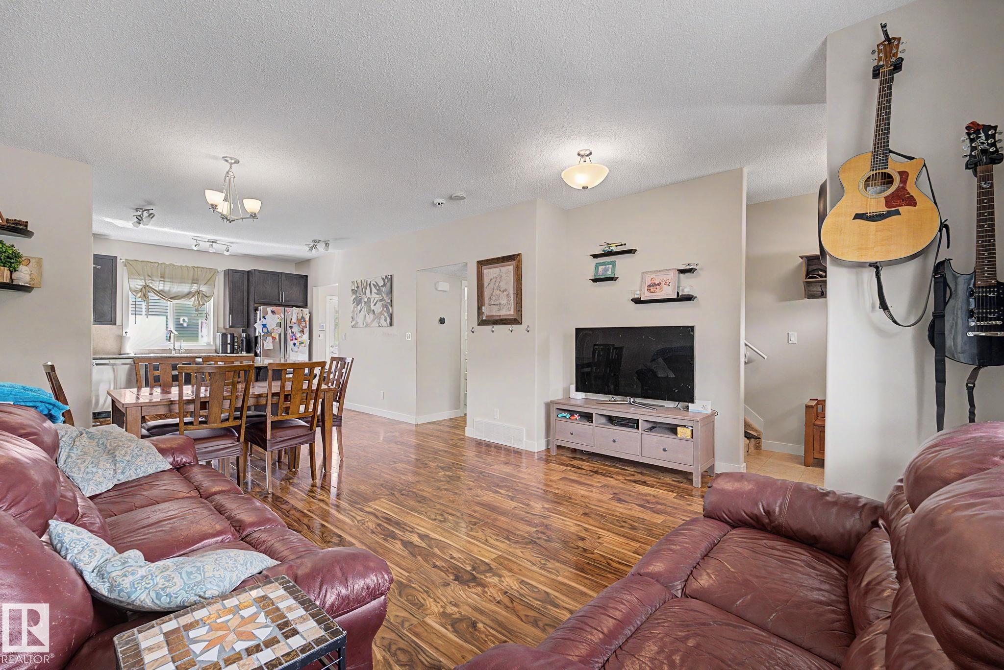Photo 9 at 3343 Weidle Way SW, Walker, Edmonton