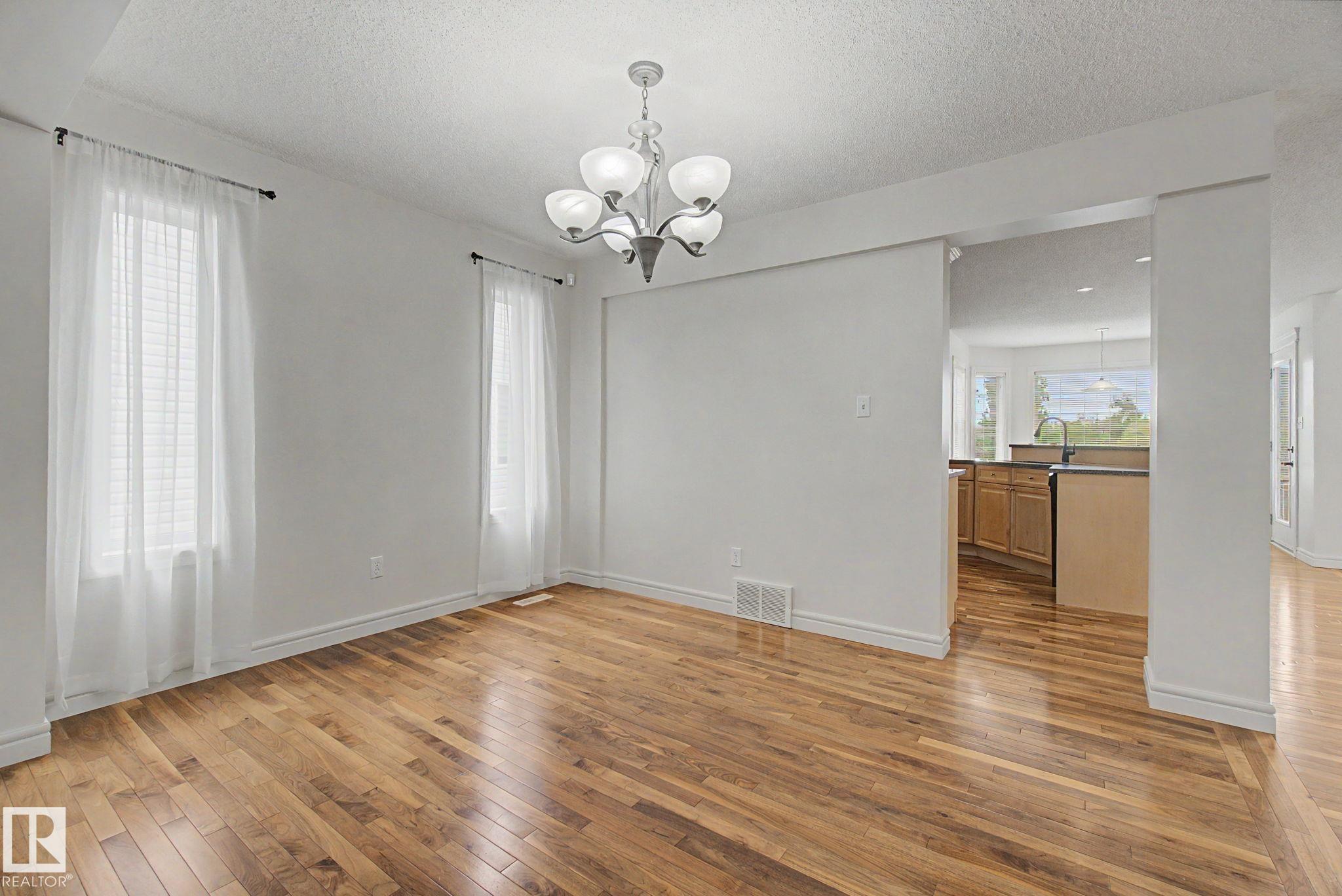 Photo 9 at 7365 Singer Way NW, South Terwillegar, Edmonton