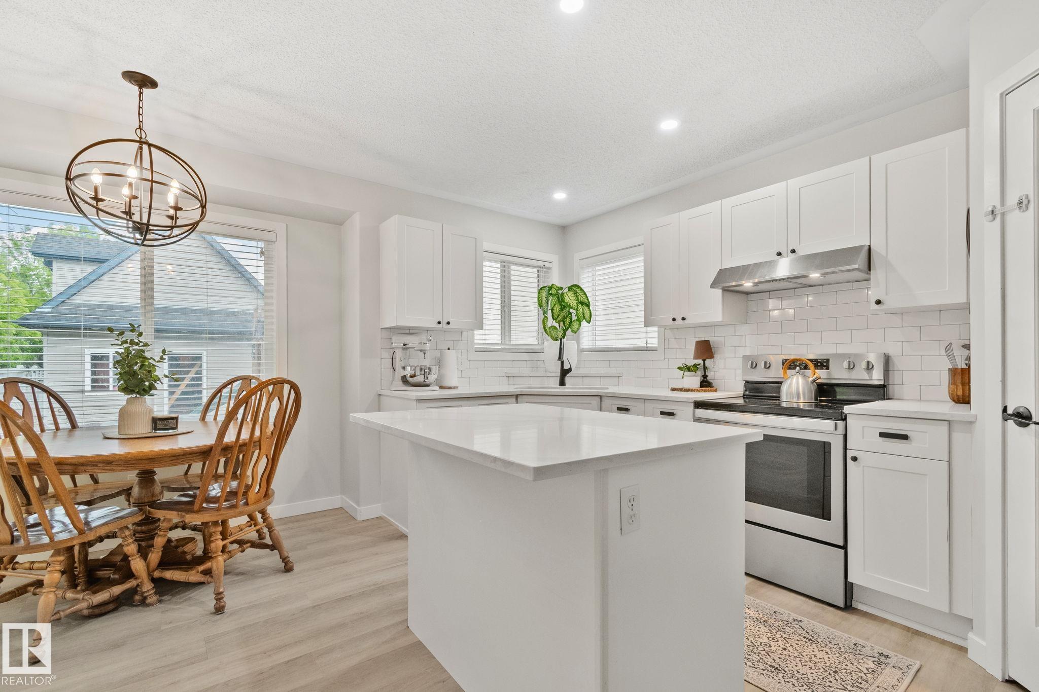 Photo 7 at 1604 Tompkins Place NW, Terwillegar Towne, Edmonton